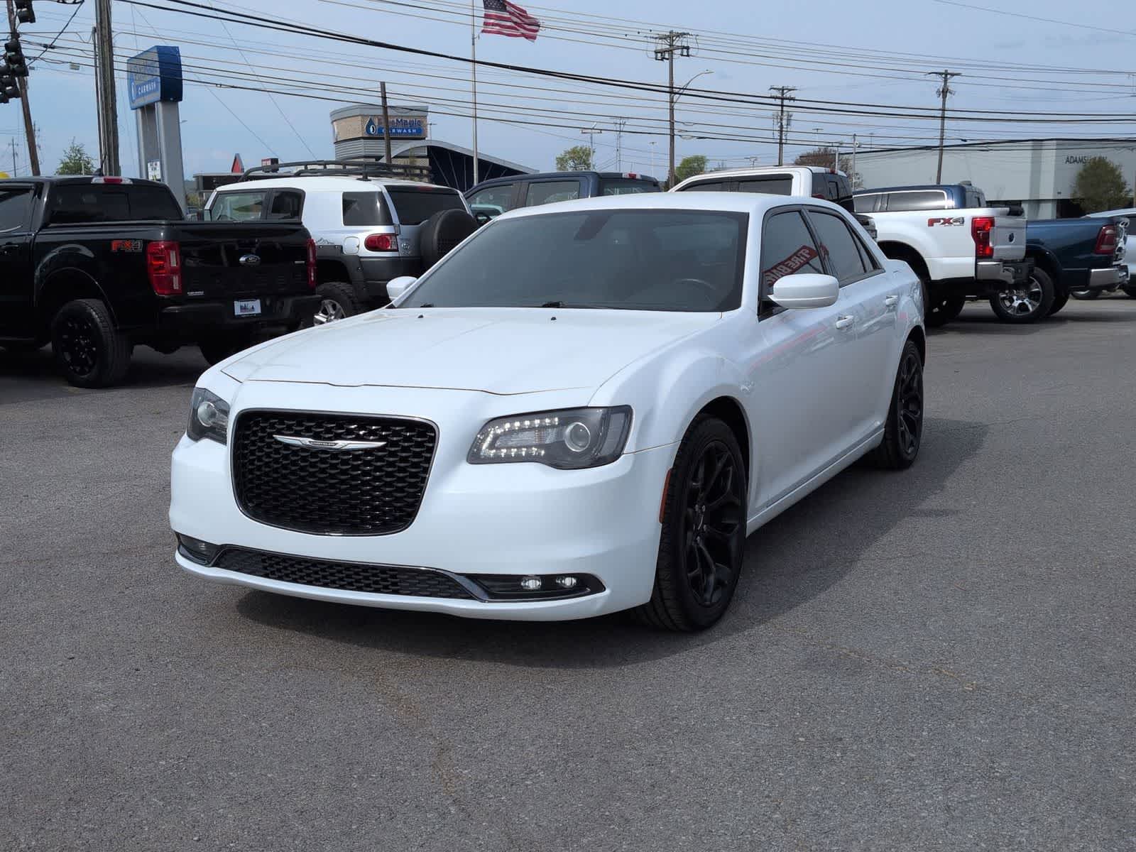 Thumbnail: 2019 Chrysler 300 - 4