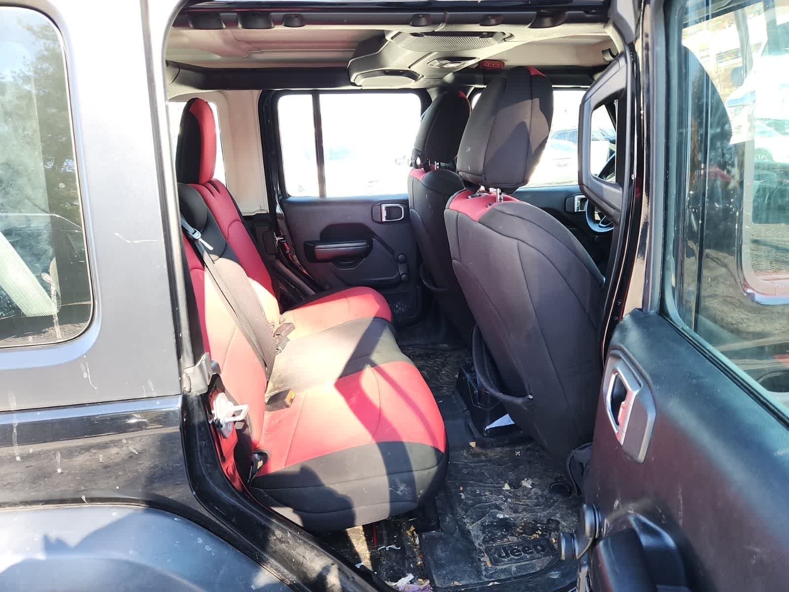 Thumbnail: 2018 Jeep Wrangler - 23