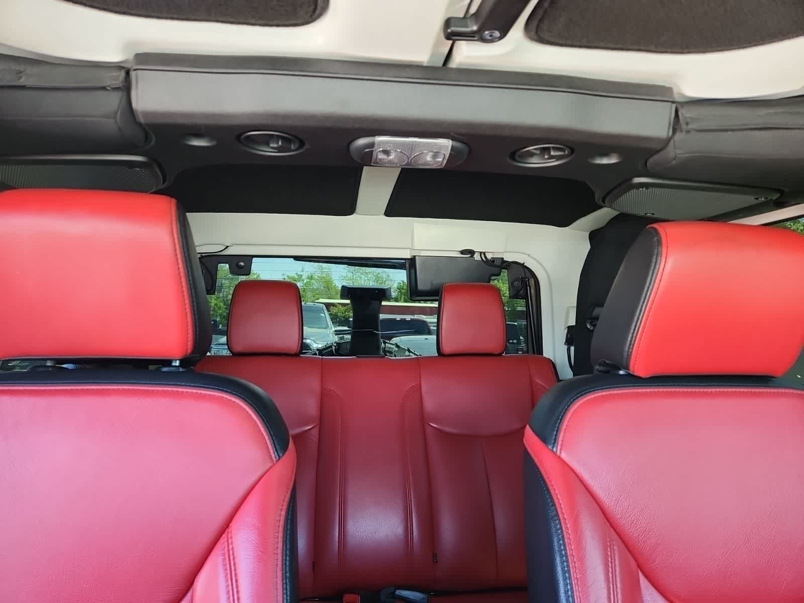 Thumbnail: 2017 Jeep Wrangler - 20