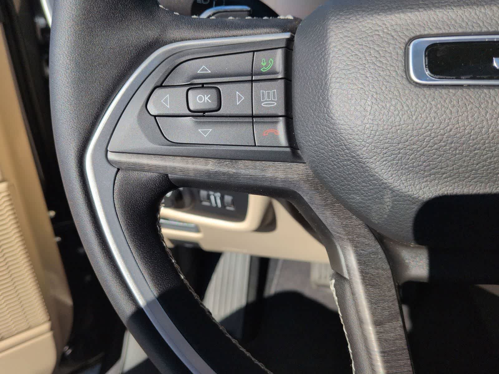 Thumbnail: 2025 Jeep Grand Cherokee L - 22