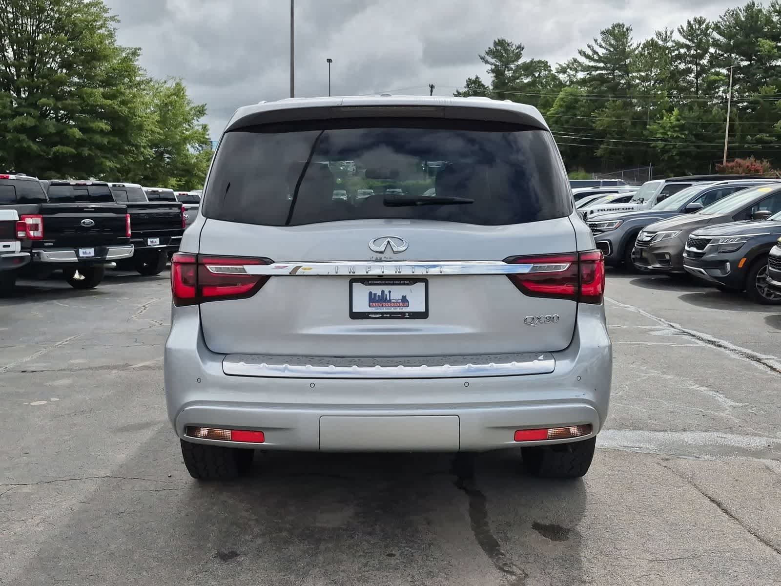 Thumbnail: 2019 INFINITI QX80 - 4