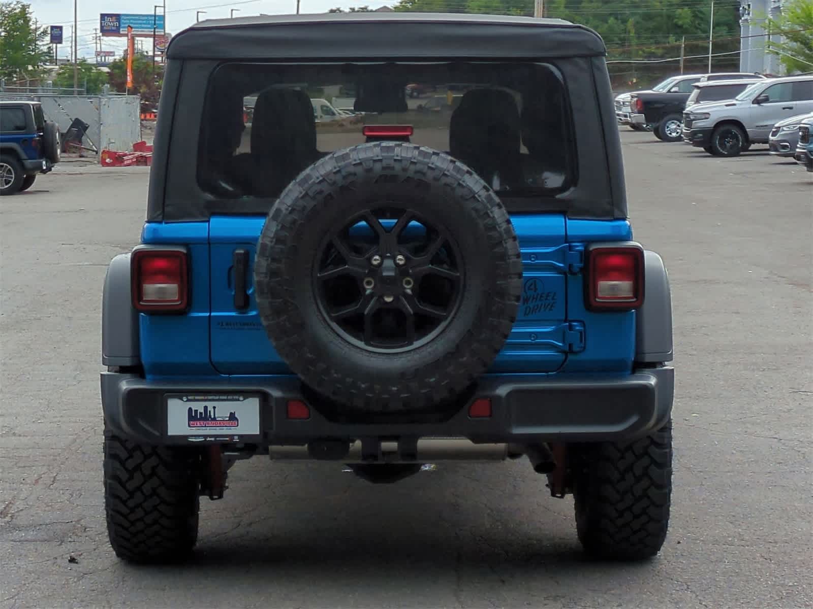 Thumbnail: 2025 Jeep Wrangler - 7