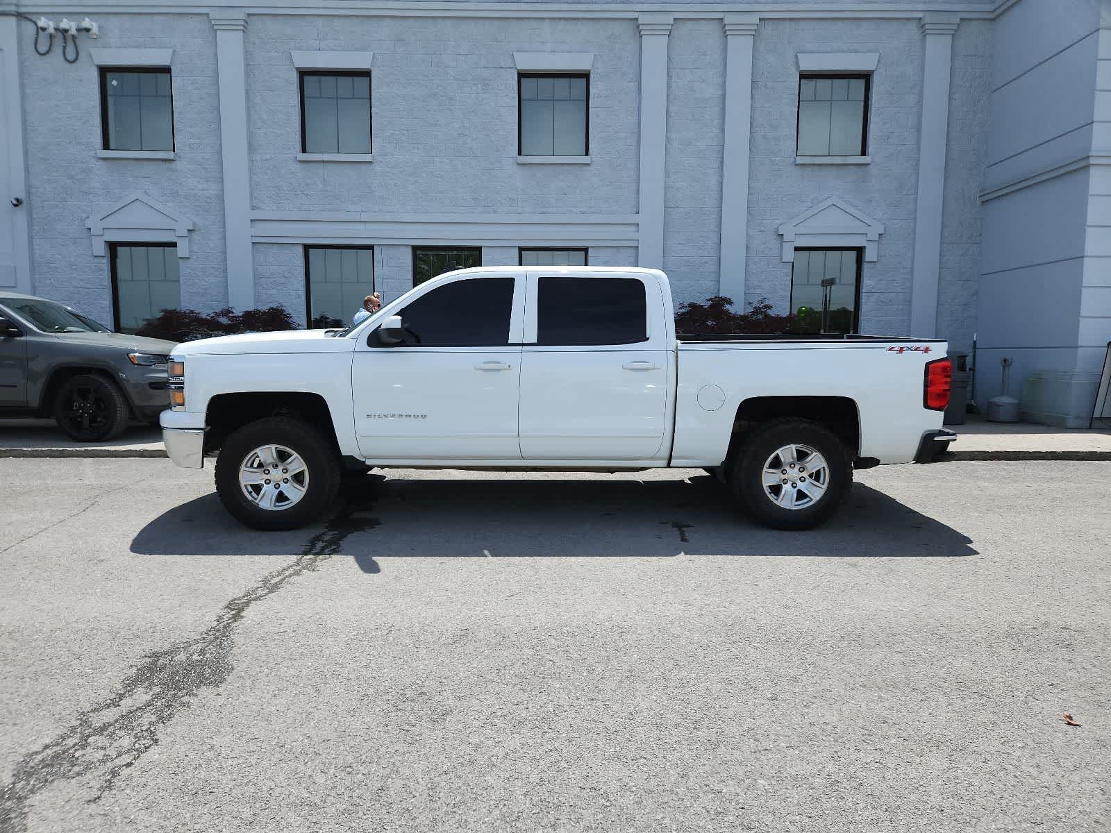 Thumbnail: 2015 Chevrolet Silverado 1500 - 2
