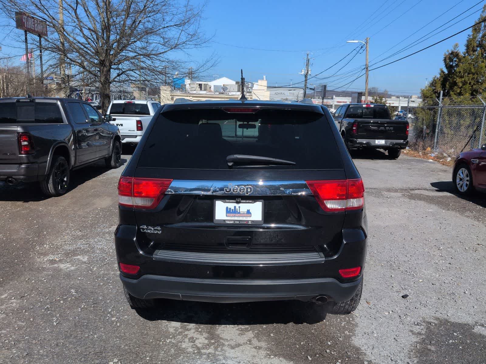 Thumbnail: 2012 Jeep Grand Cherokee - 7