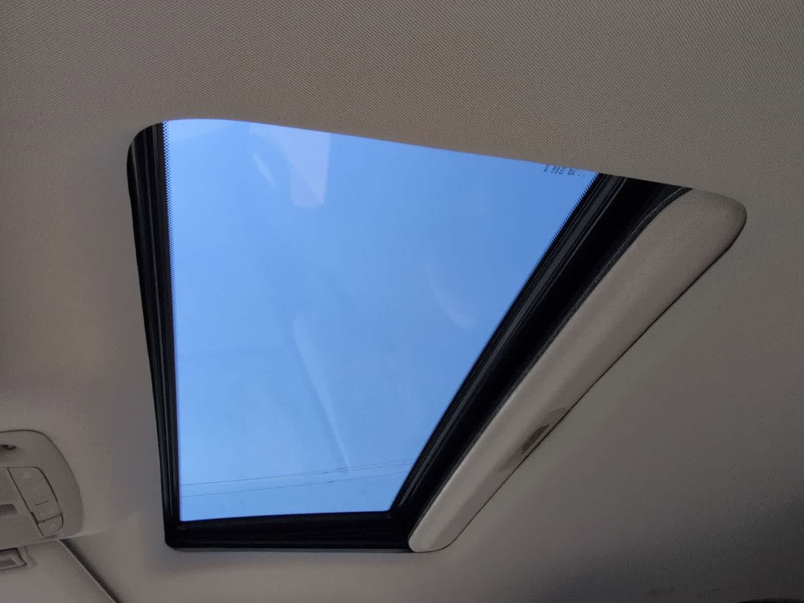 Thumbnail: 2021 Nissan Armada - 18