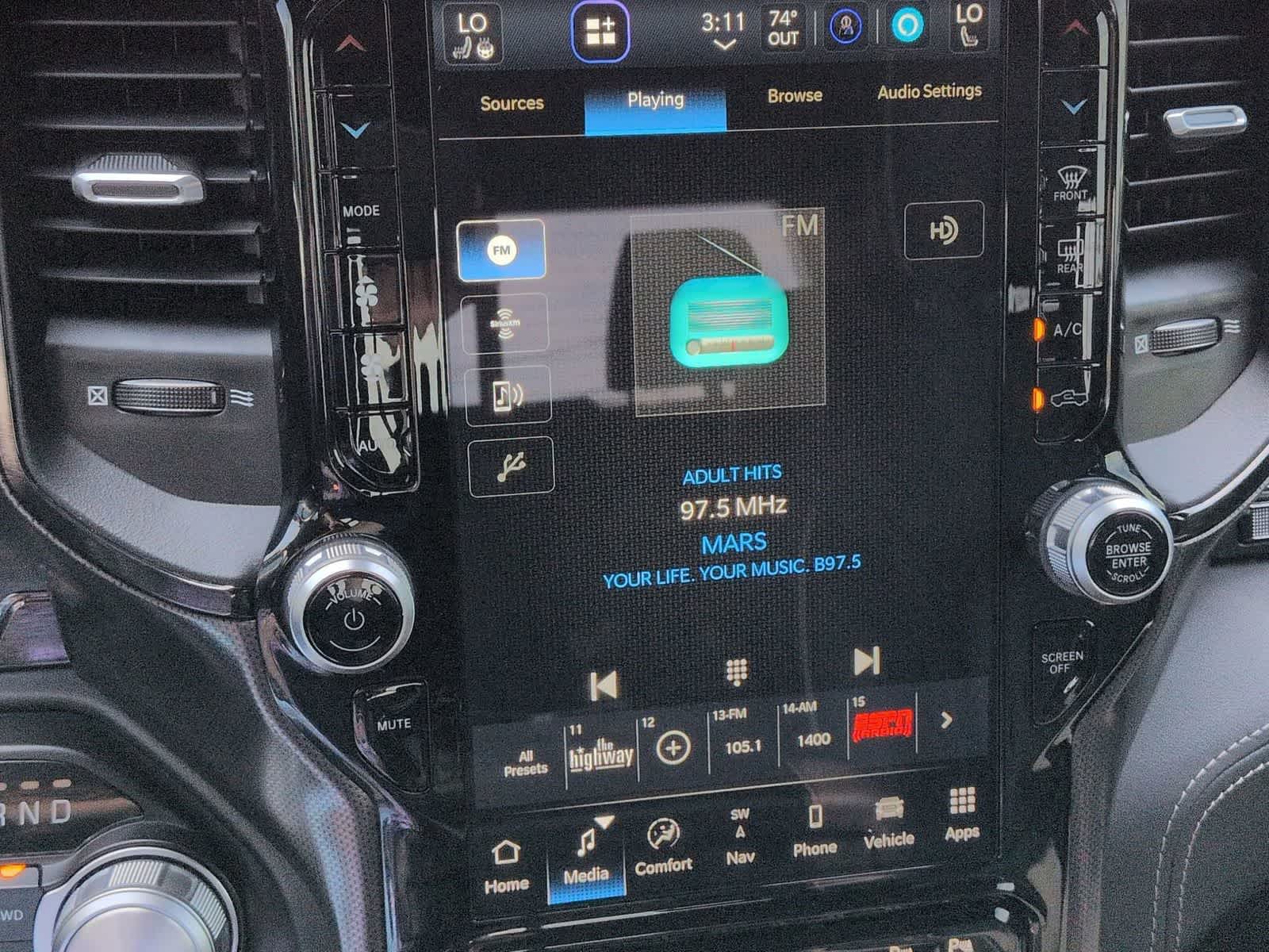 Thumbnail: 2023 RAM 1500 - 29