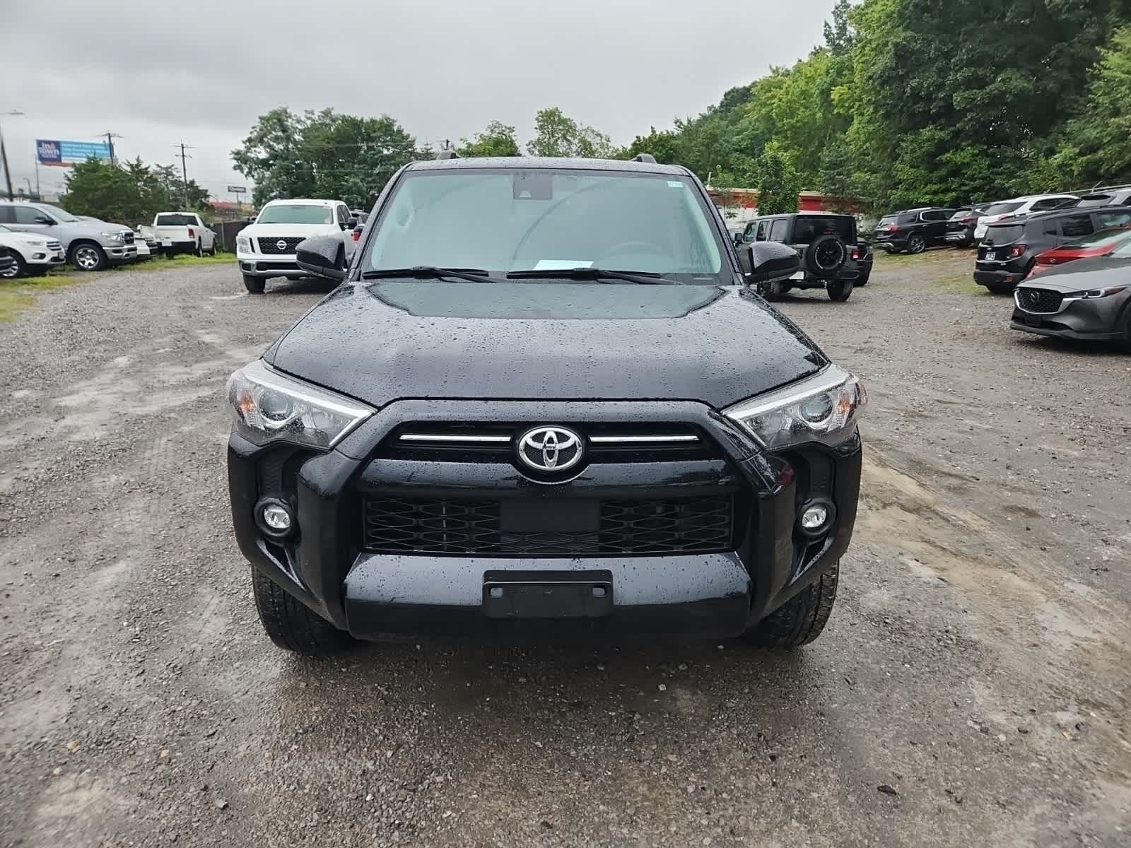 Thumbnail: 2023 Toyota 4Runner - 8