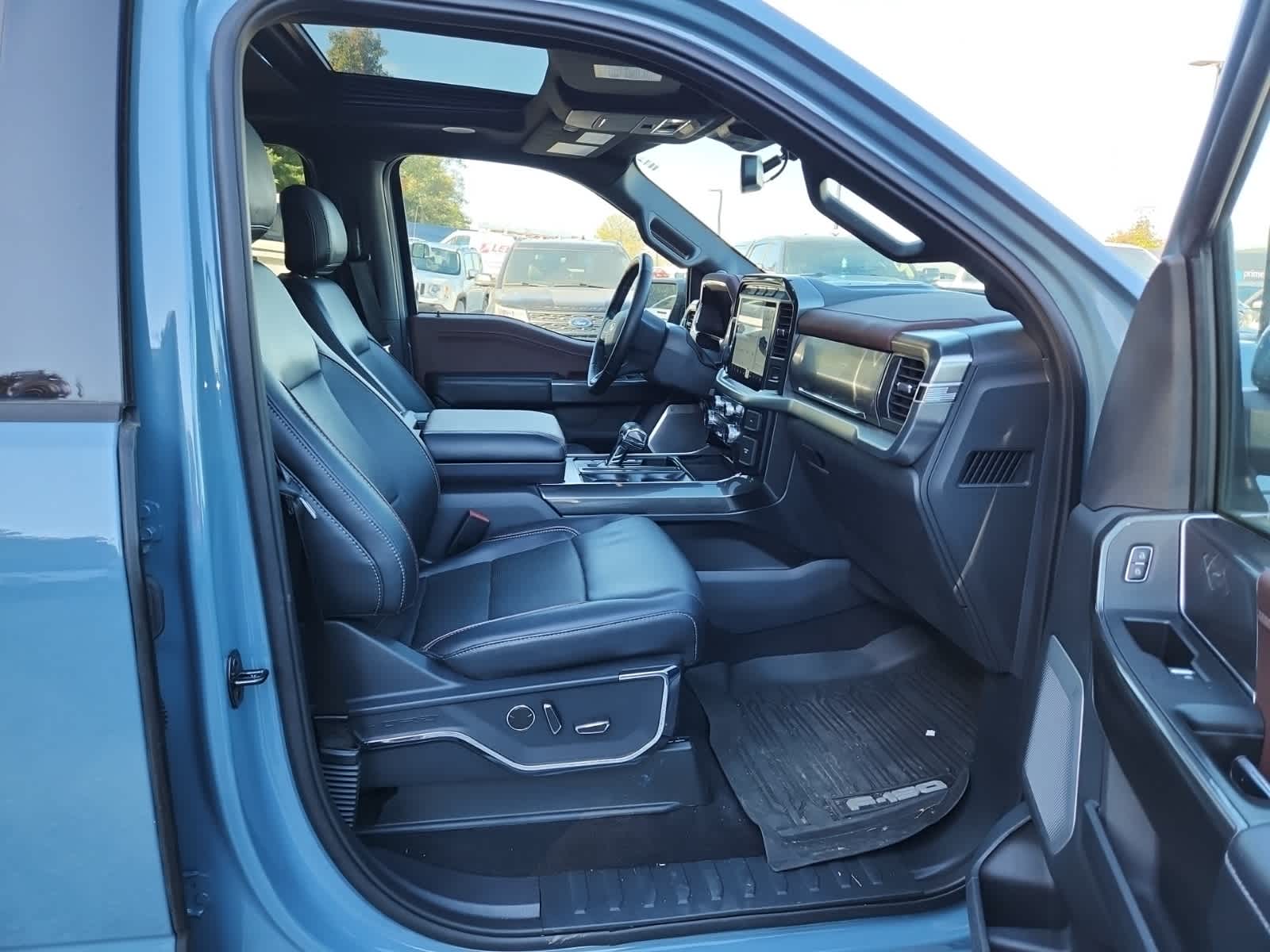 Thumbnail: 2023 Ford F-150 - 21