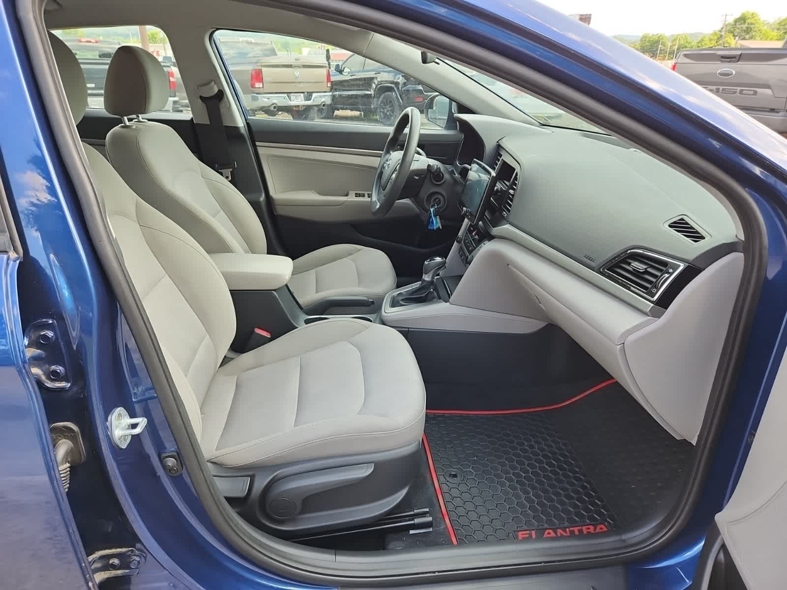 Thumbnail: 2017 Hyundai Elantra - 21