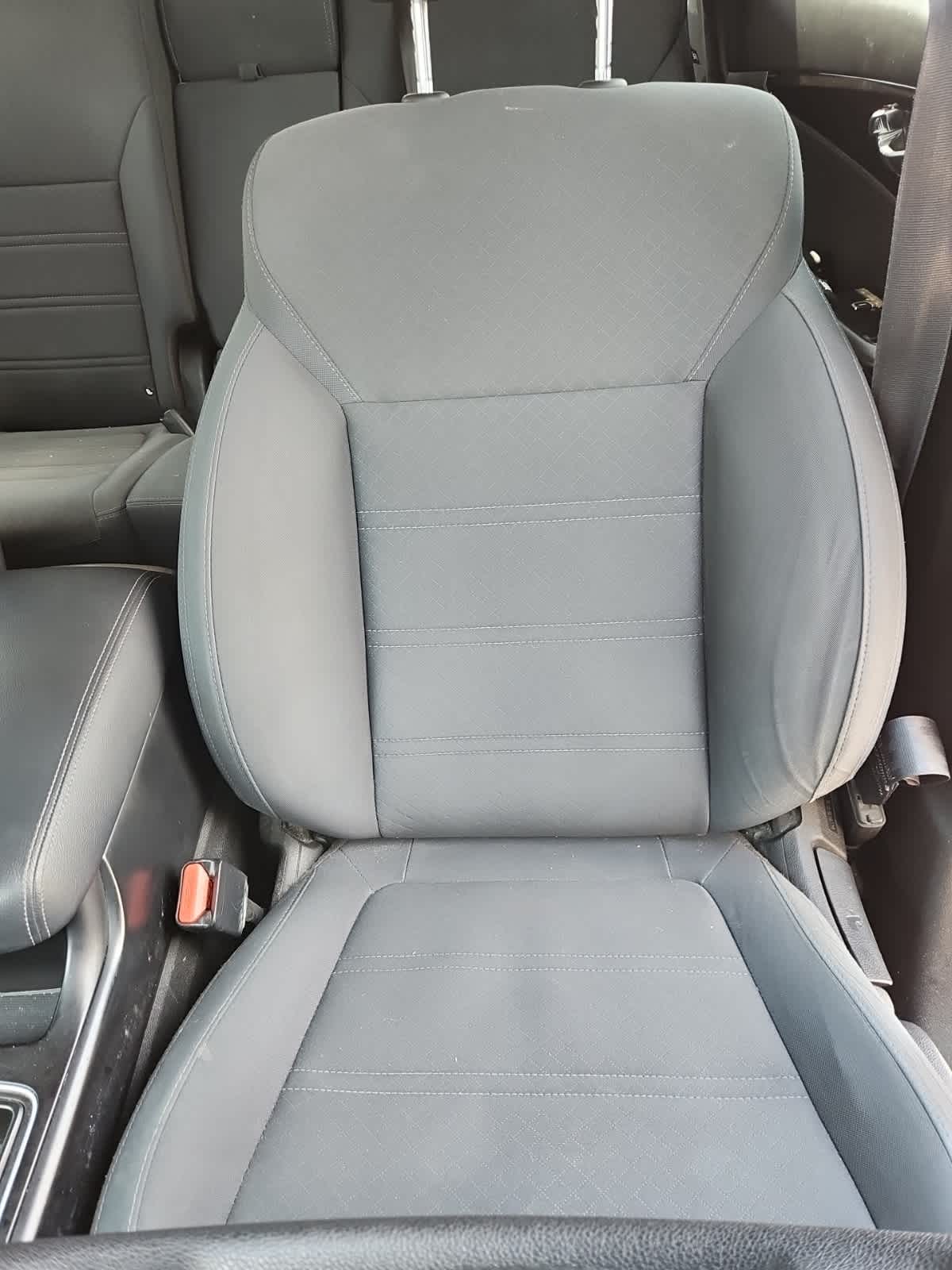 2019 Kia Sorento L 14