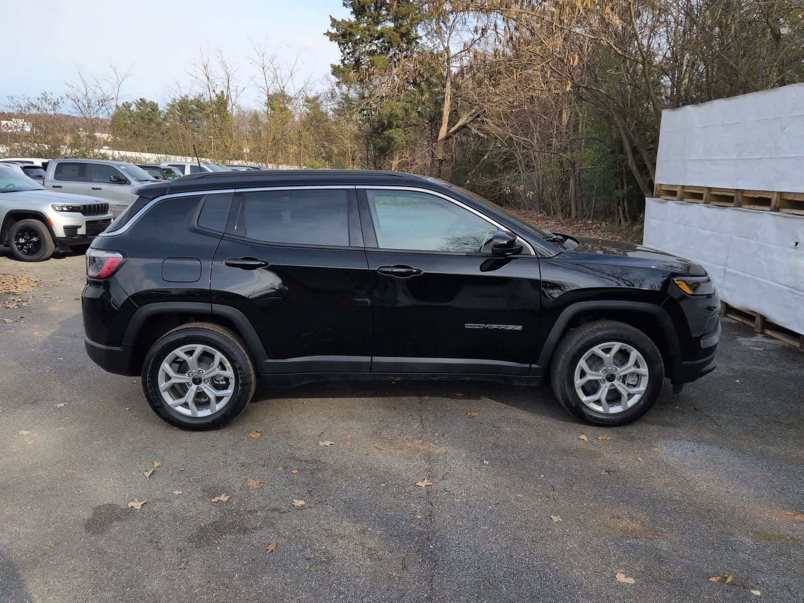 Thumbnail: 2026 Jeep Compass - 9