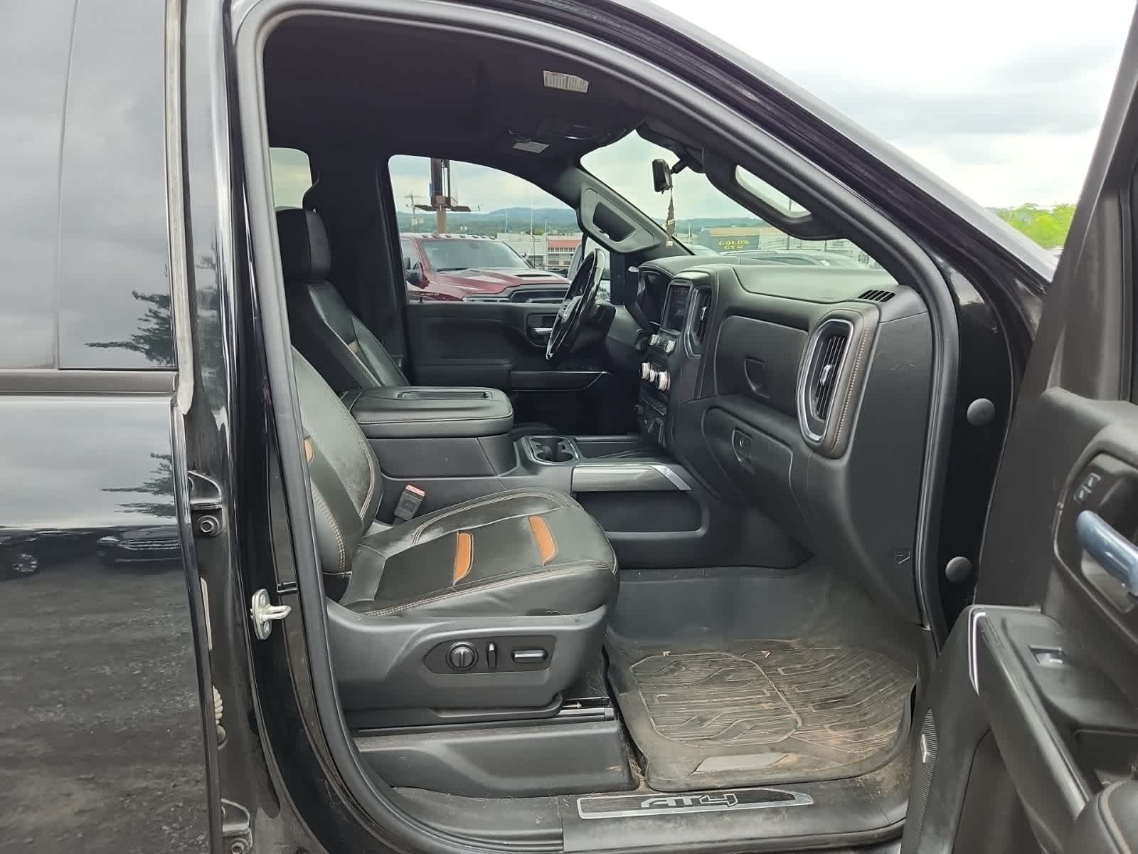 Thumbnail: 2020 GMC Sierra 2500 - 21