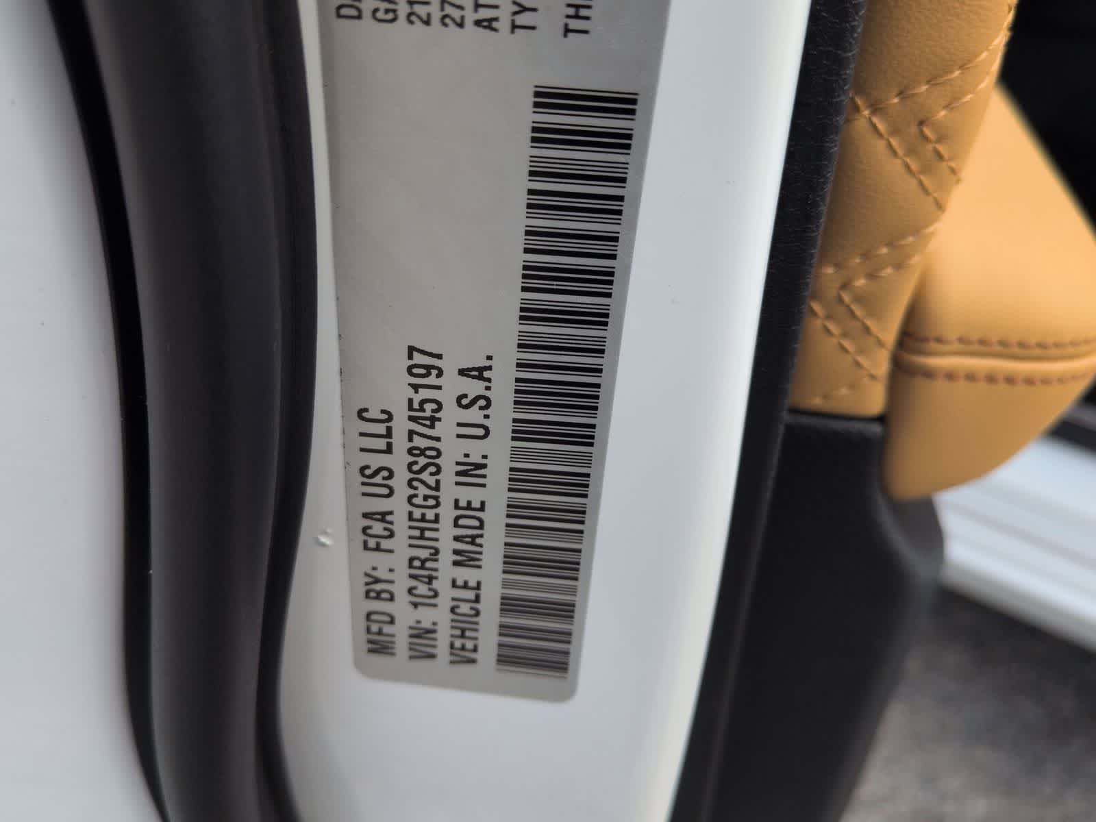 Thumbnail: 2025 Jeep Grand Cherokee - 33