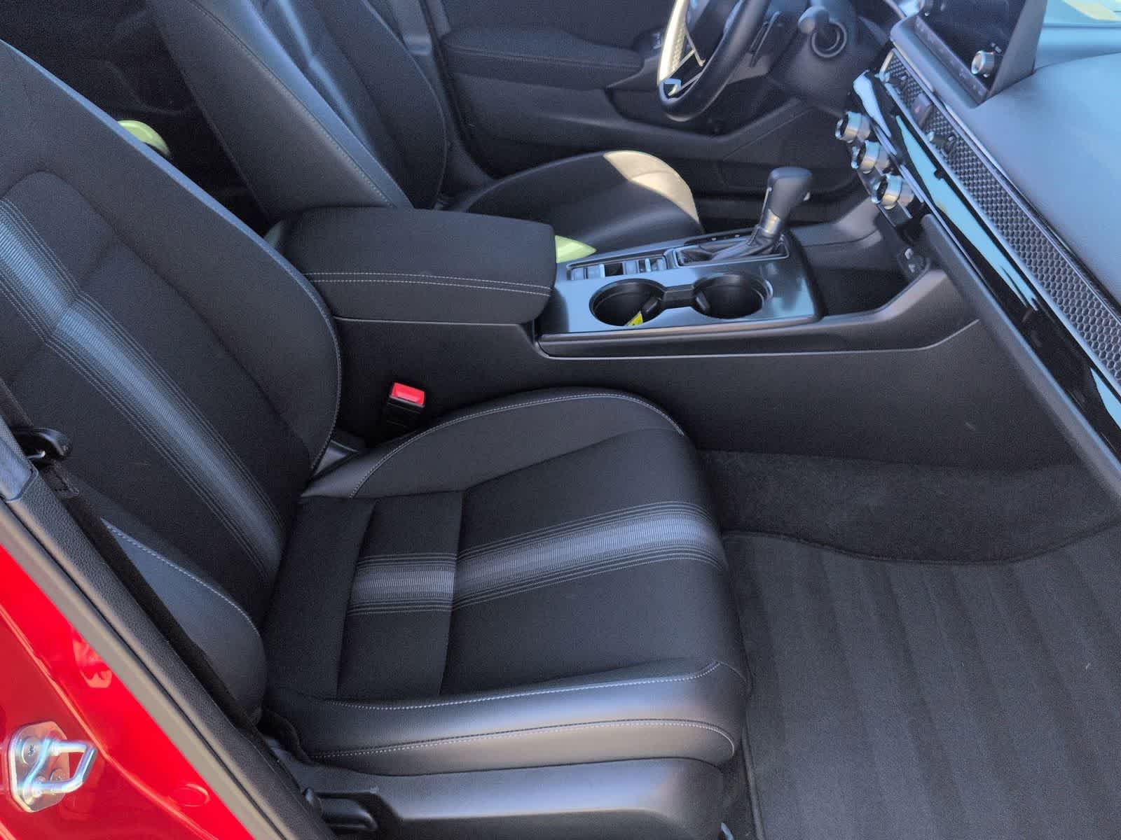 Thumbnail: 2024 Honda Civic - 18