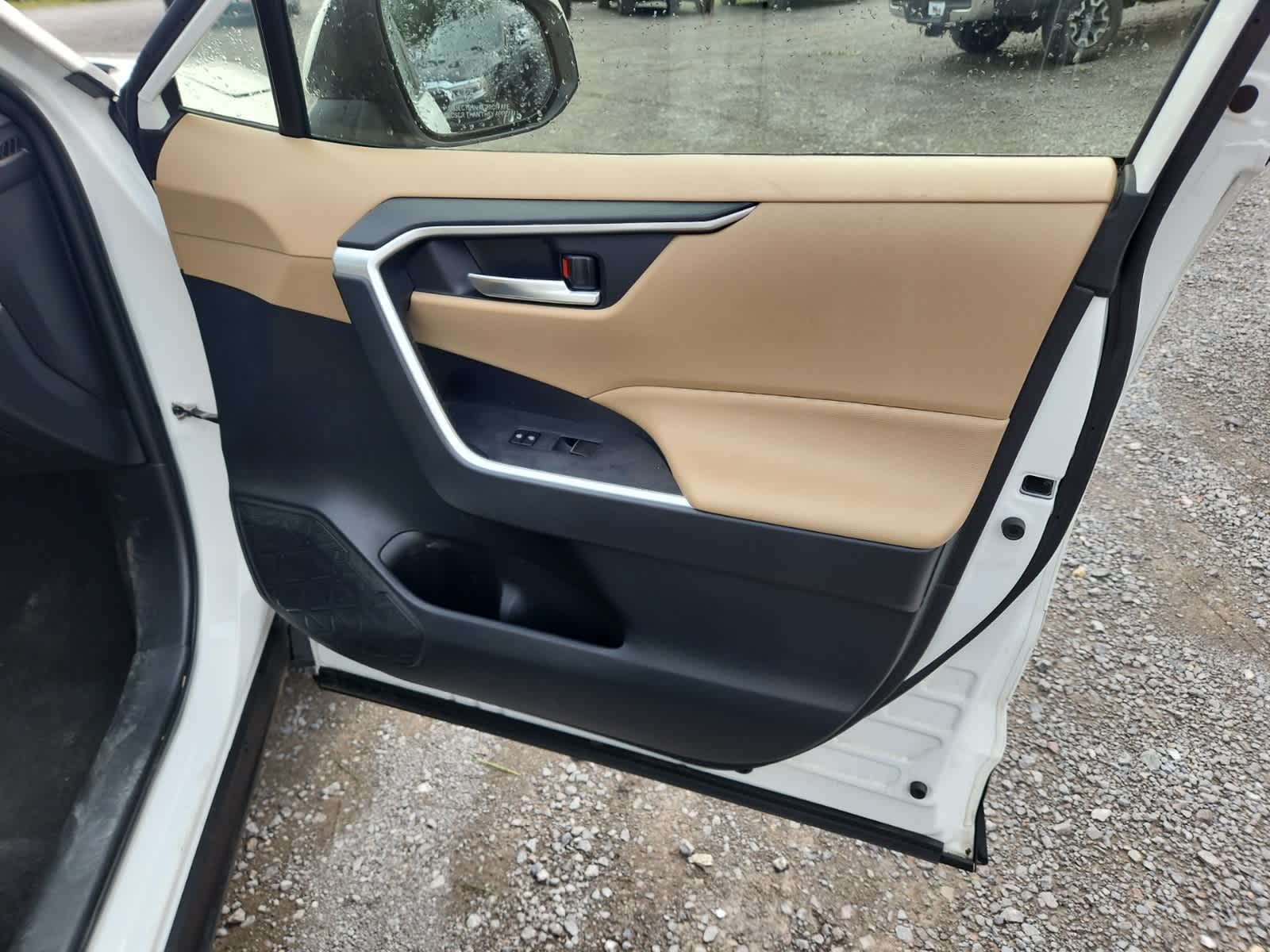 Thumbnail: 2019 Toyota RAV4 - 22