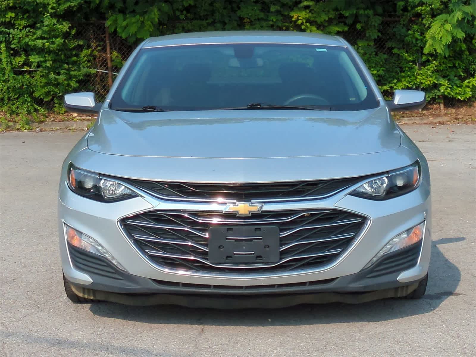 Thumbnail: 2020 Chevrolet Malibu - 3