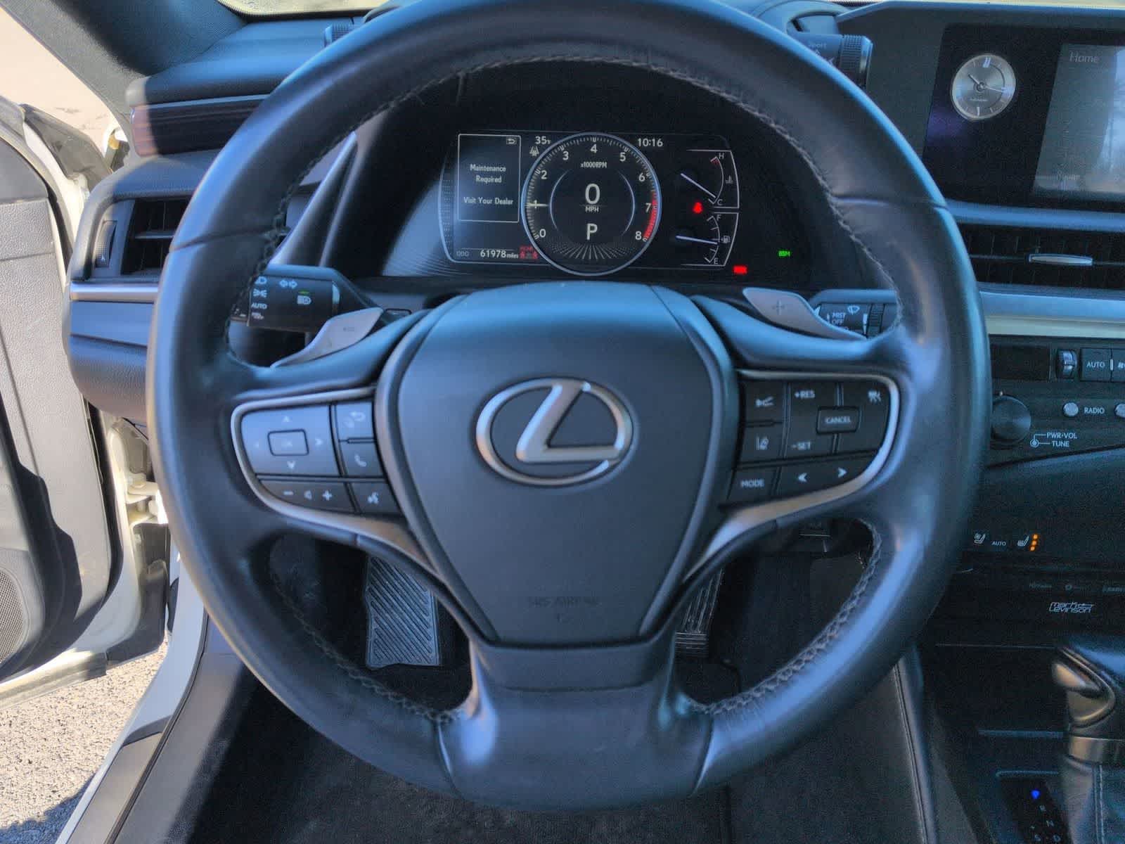 Thumbnail: 2019 Lexus ES - 20