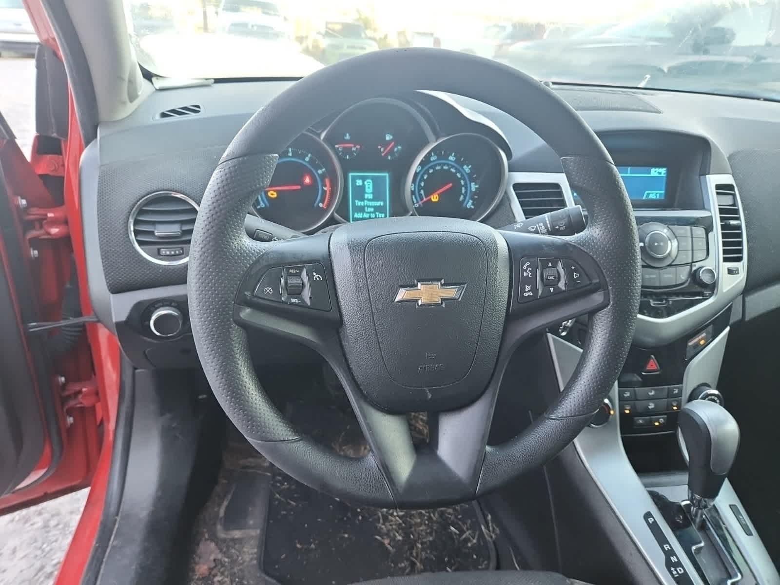 Thumbnail: 2015 Chevrolet Cruze - 12