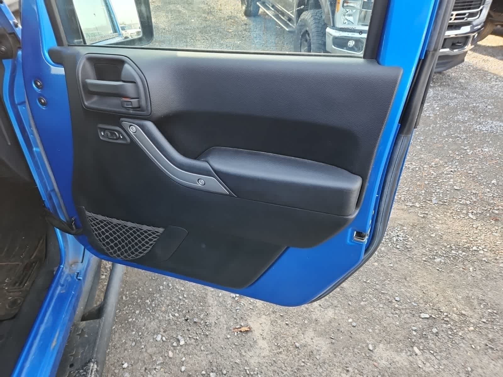 Thumbnail: 2016 Jeep Wrangler - 22