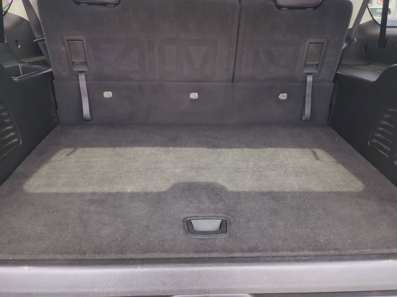 Thumbnail: 2020 Chevrolet Suburban - 33