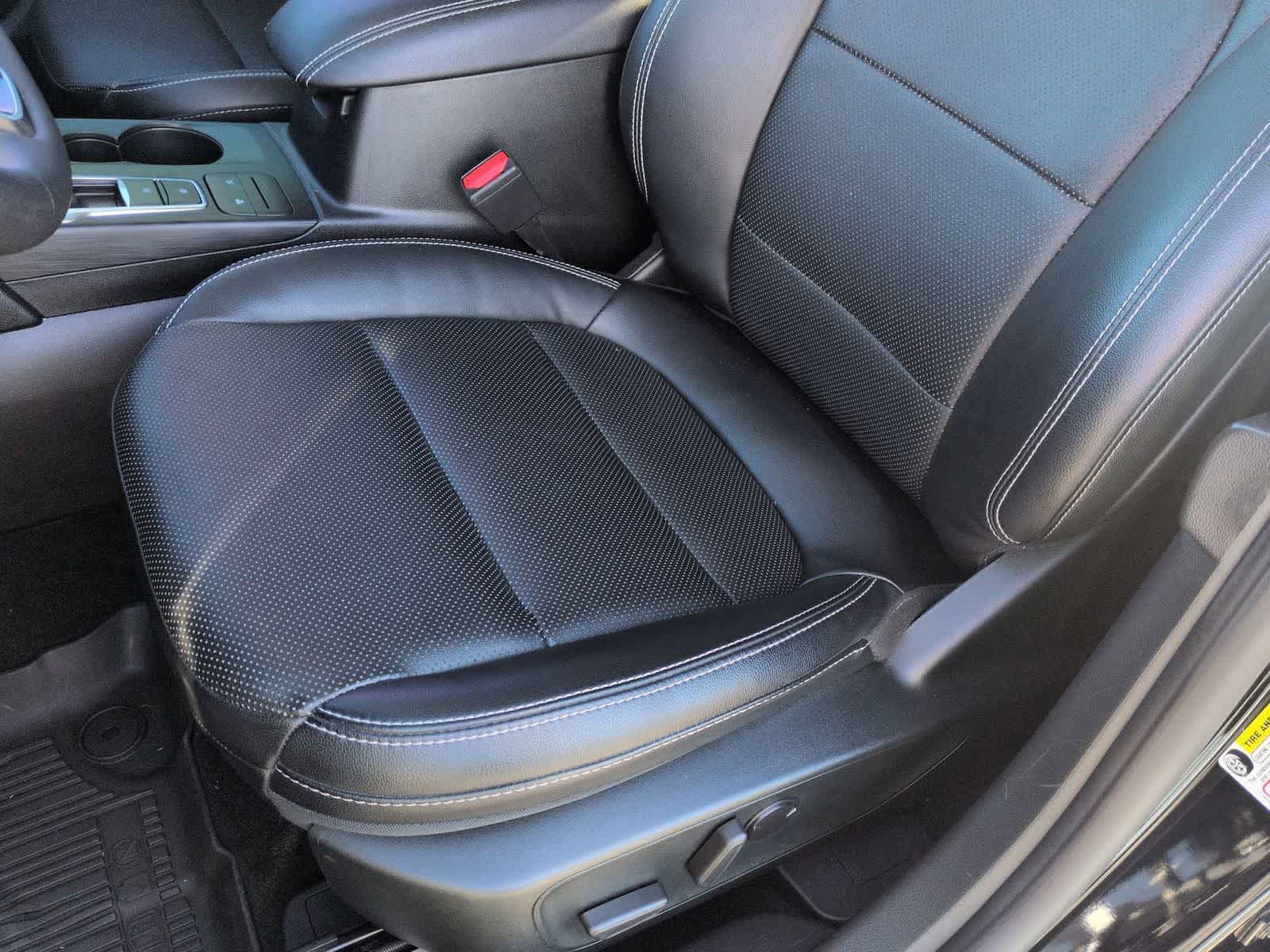 Thumbnail: 2022 Ford Escape - 7