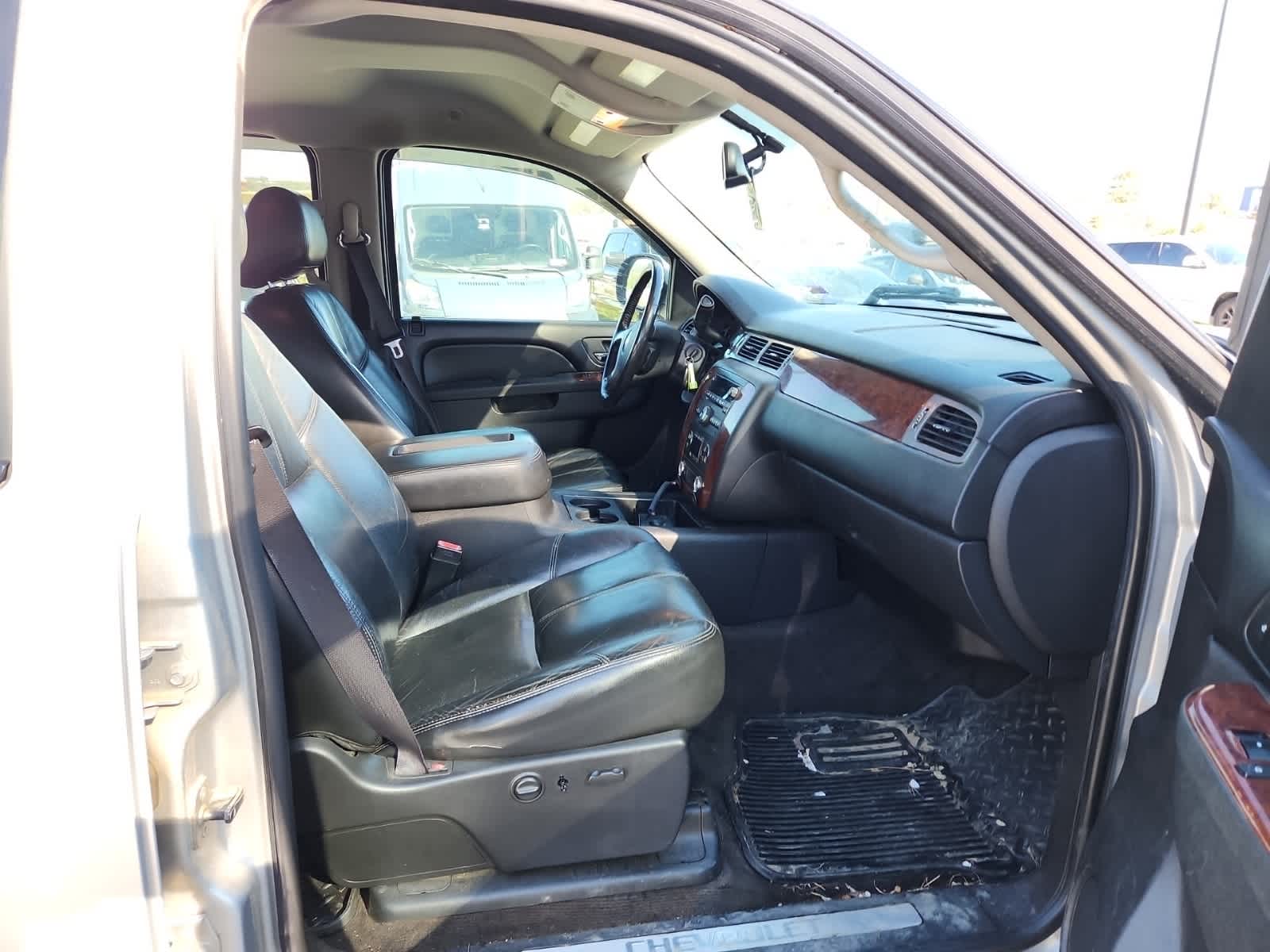 Thumbnail: 2011 Chevrolet Silverado 1500 - 19