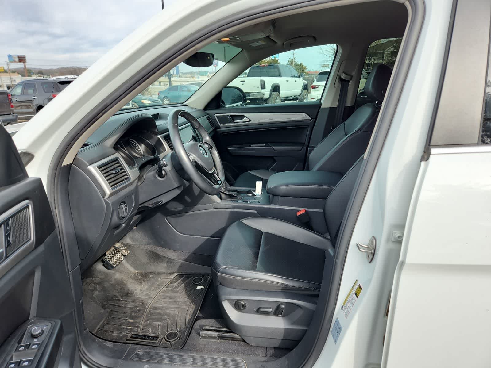 Thumbnail: 2019 Volkswagen Atlas - 15