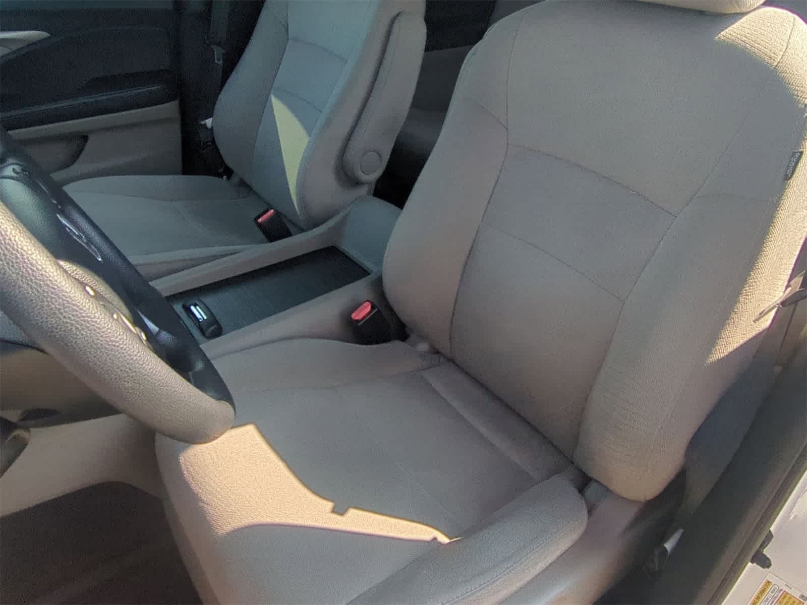 Thumbnail: 2018 Honda Pilot - 16