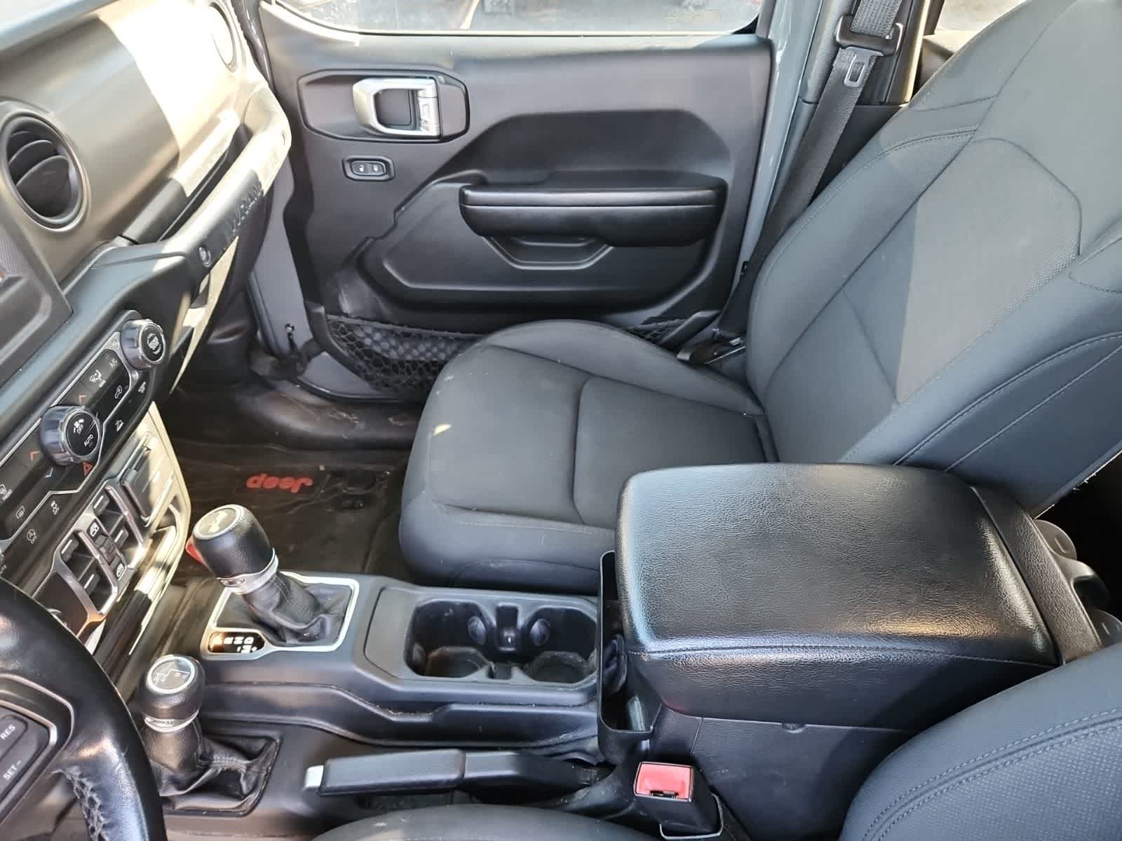 Thumbnail: 2021 Jeep Wrangler - 12