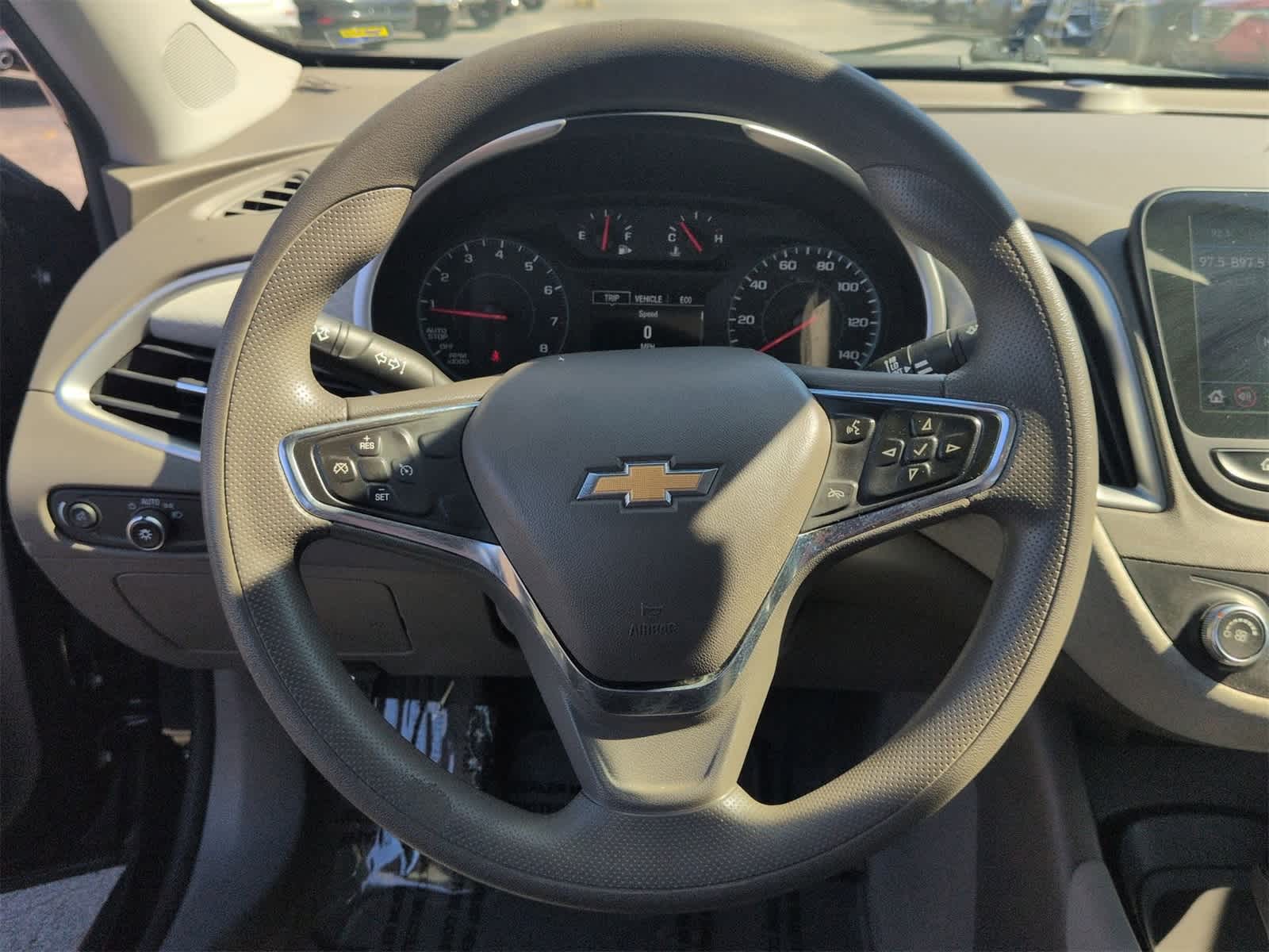 Thumbnail: 2020 Chevrolet Malibu - 21
