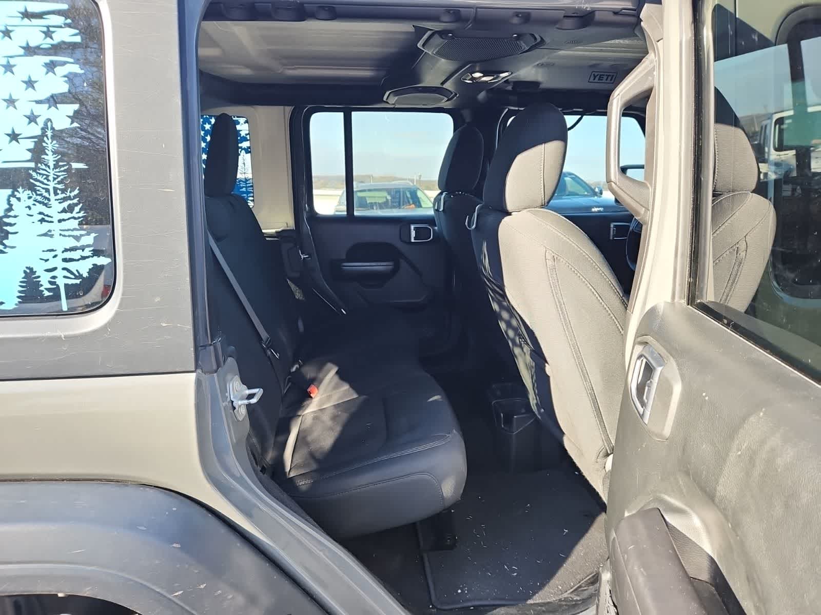 Thumbnail: 2021 Jeep Wrangler - 24