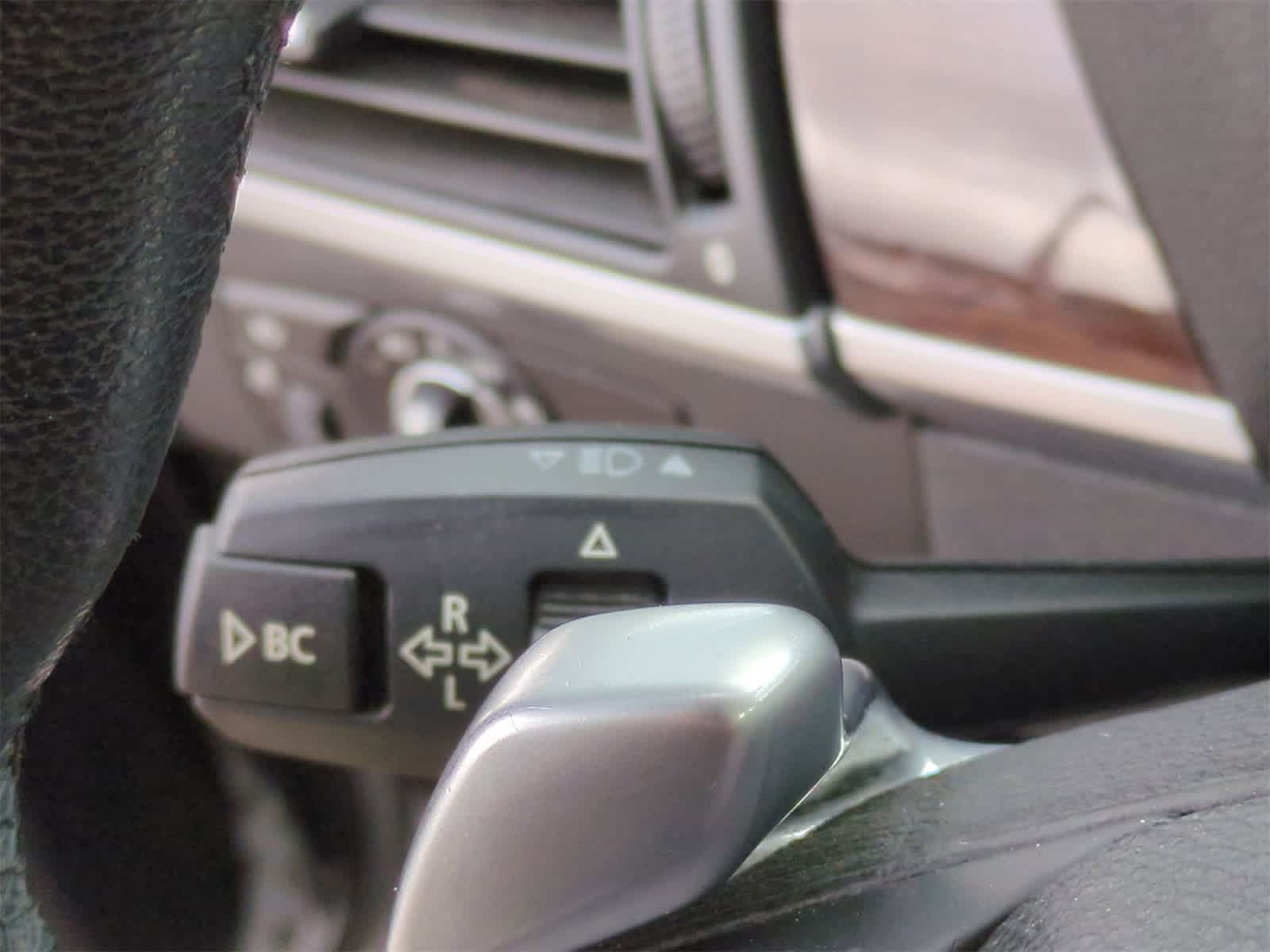 Thumbnail: 2009 BMW X6 - 25