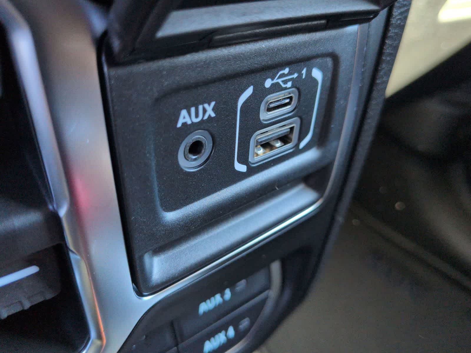 Thumbnail: 2026 Jeep Wrangler - 29