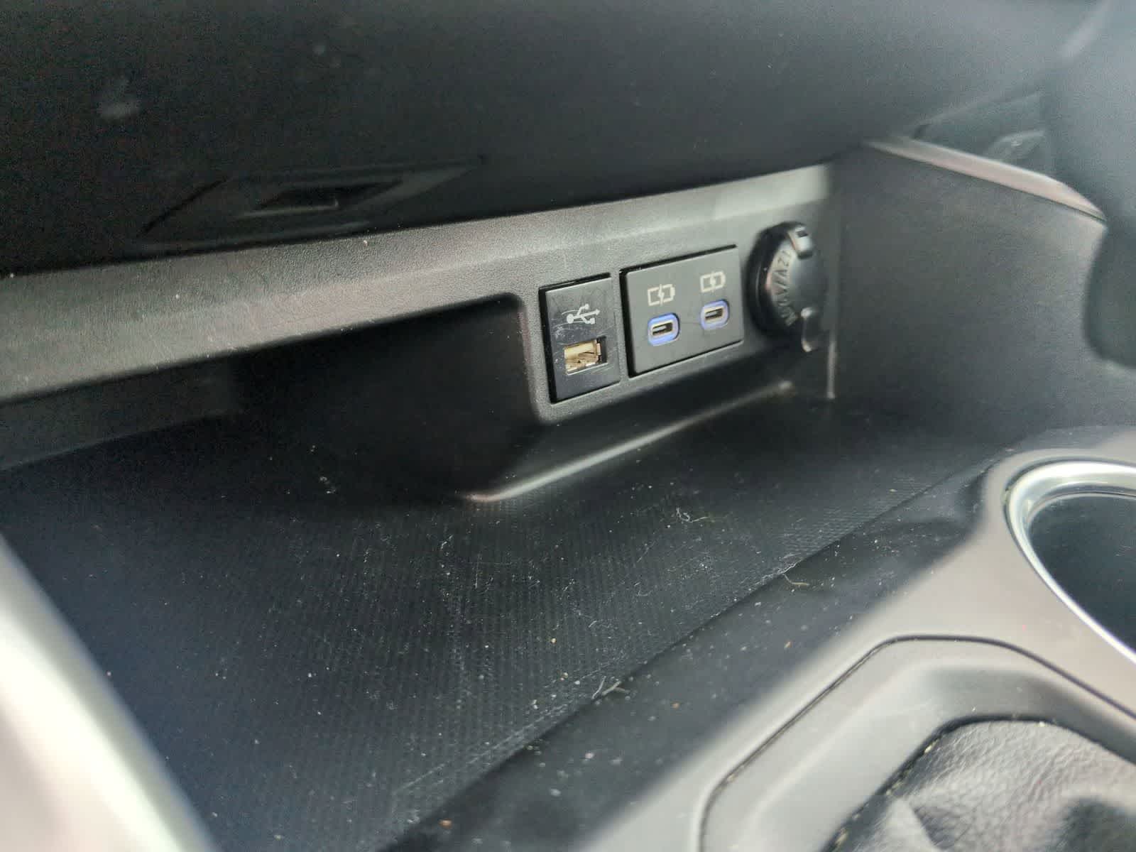 Thumbnail: 2022 Toyota Highlander - 29