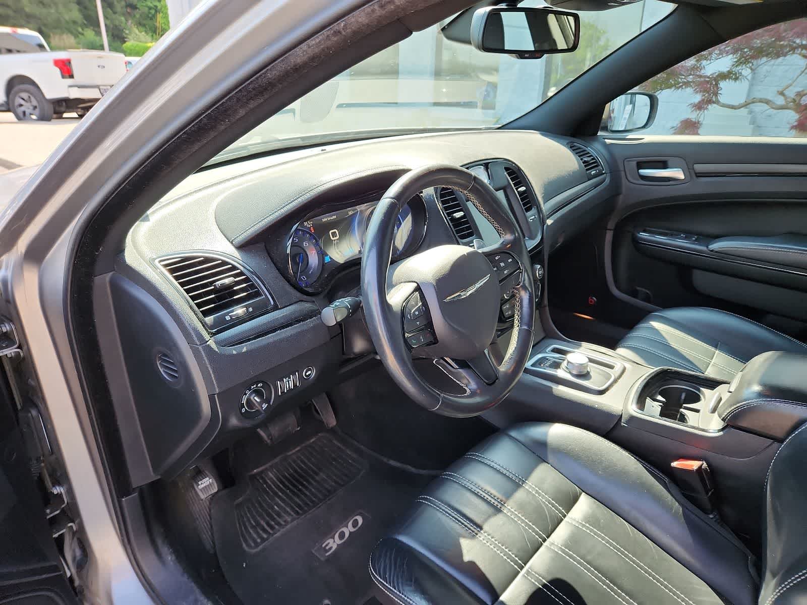 Thumbnail: 2015 Chrysler 300 - 13