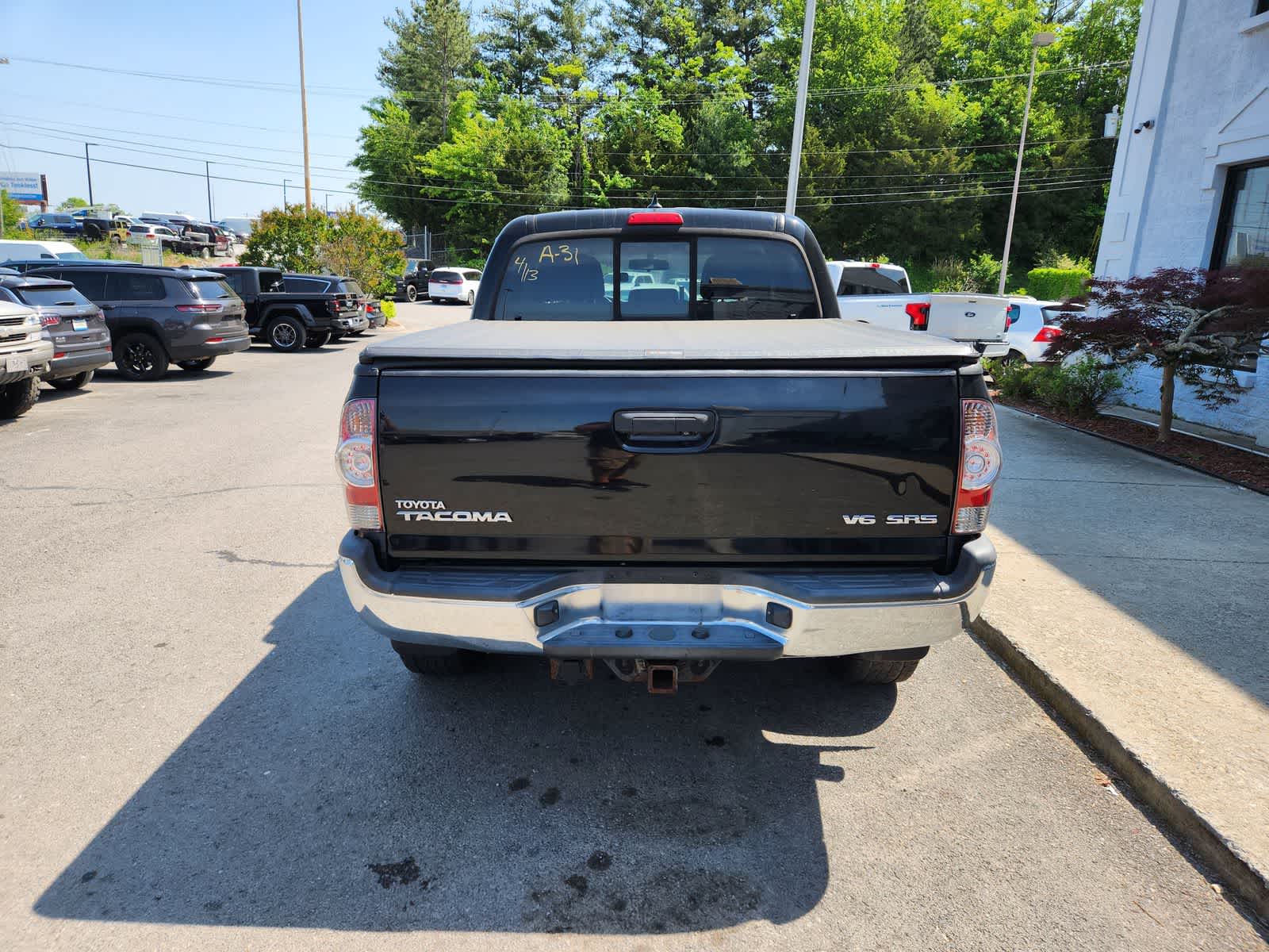 Thumbnail: 2015 Toyota Tacoma - 4