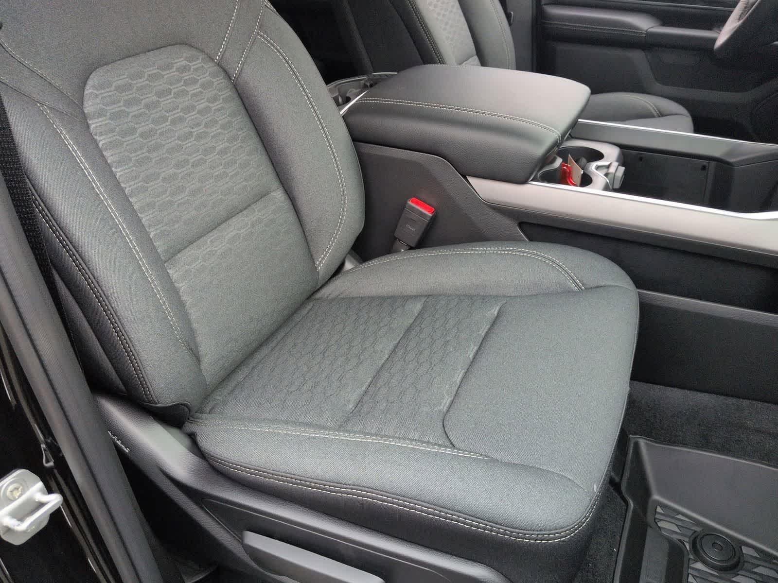 Thumbnail: 2026 RAM 1500 - 21