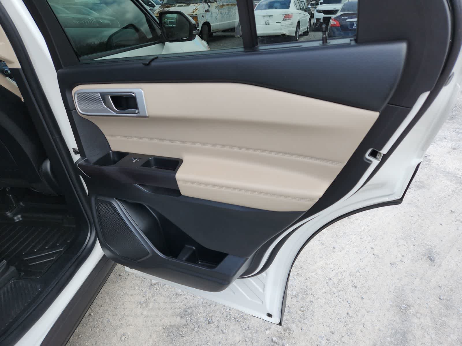 Thumbnail: 2020 Ford Explorer - 27