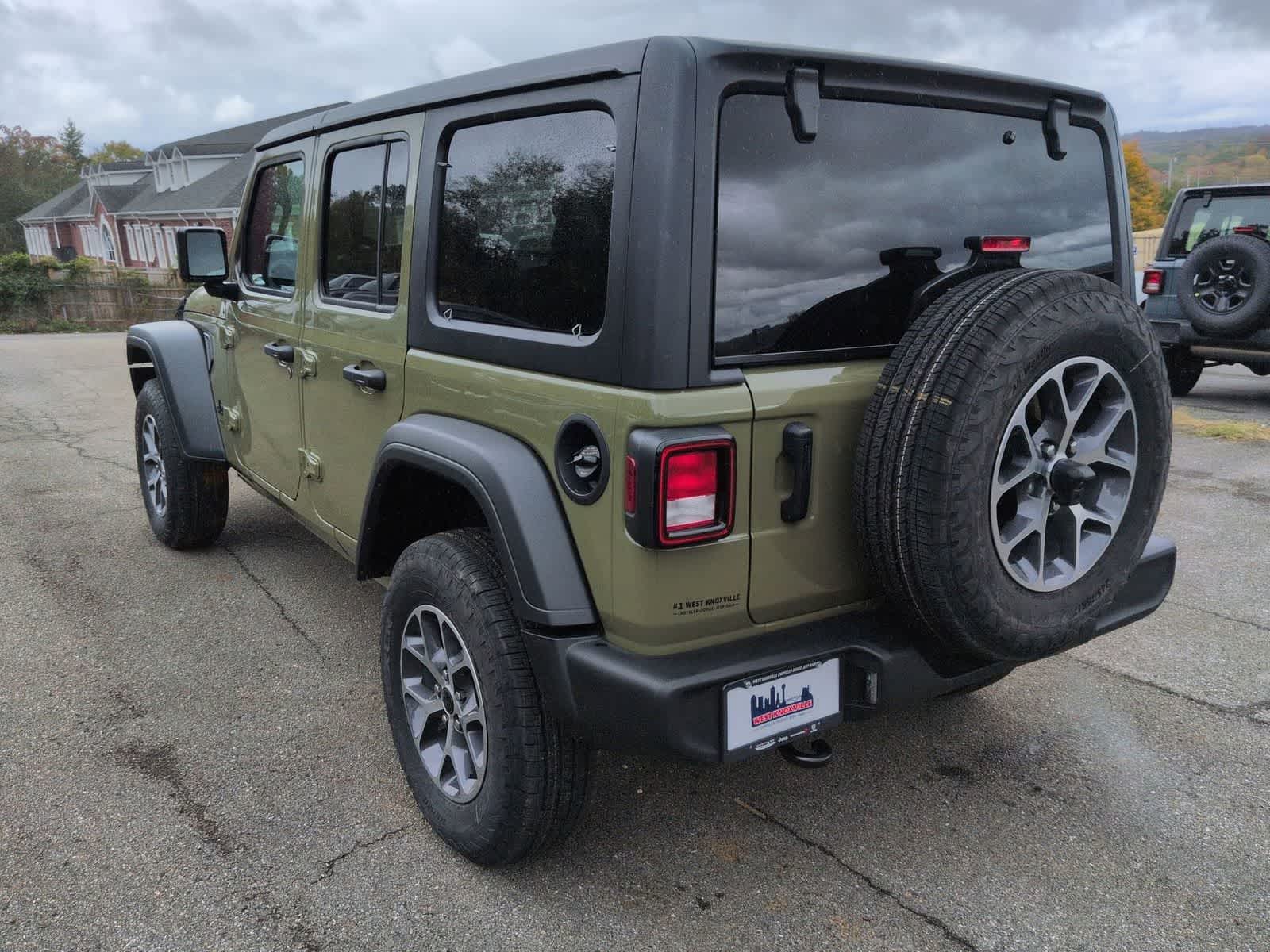 Thumbnail: 2026 Jeep Wrangler - 6