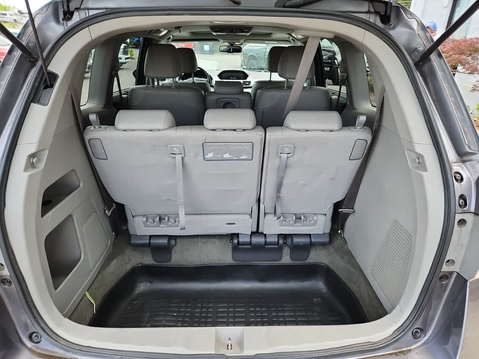 Thumbnail: 2014 Honda Odyssey - 26