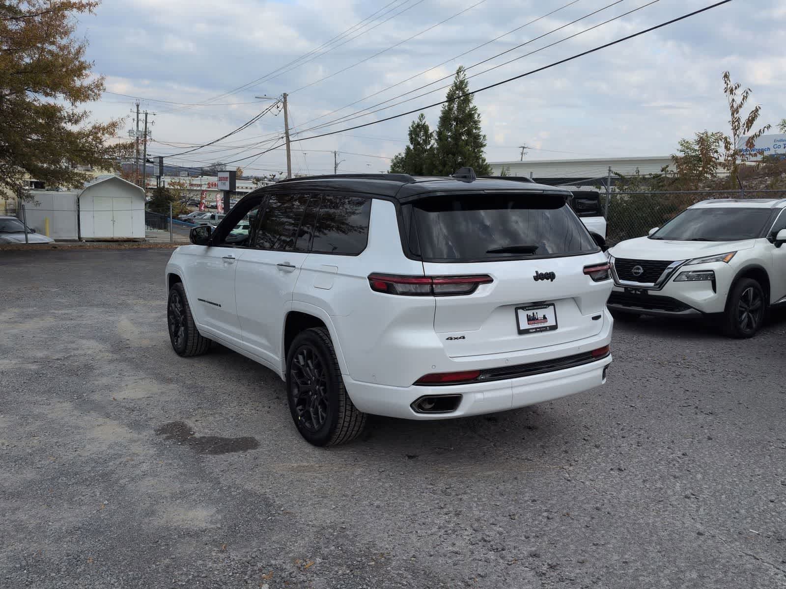 Thumbnail: 2025 Jeep Grand Cherokee L - 6