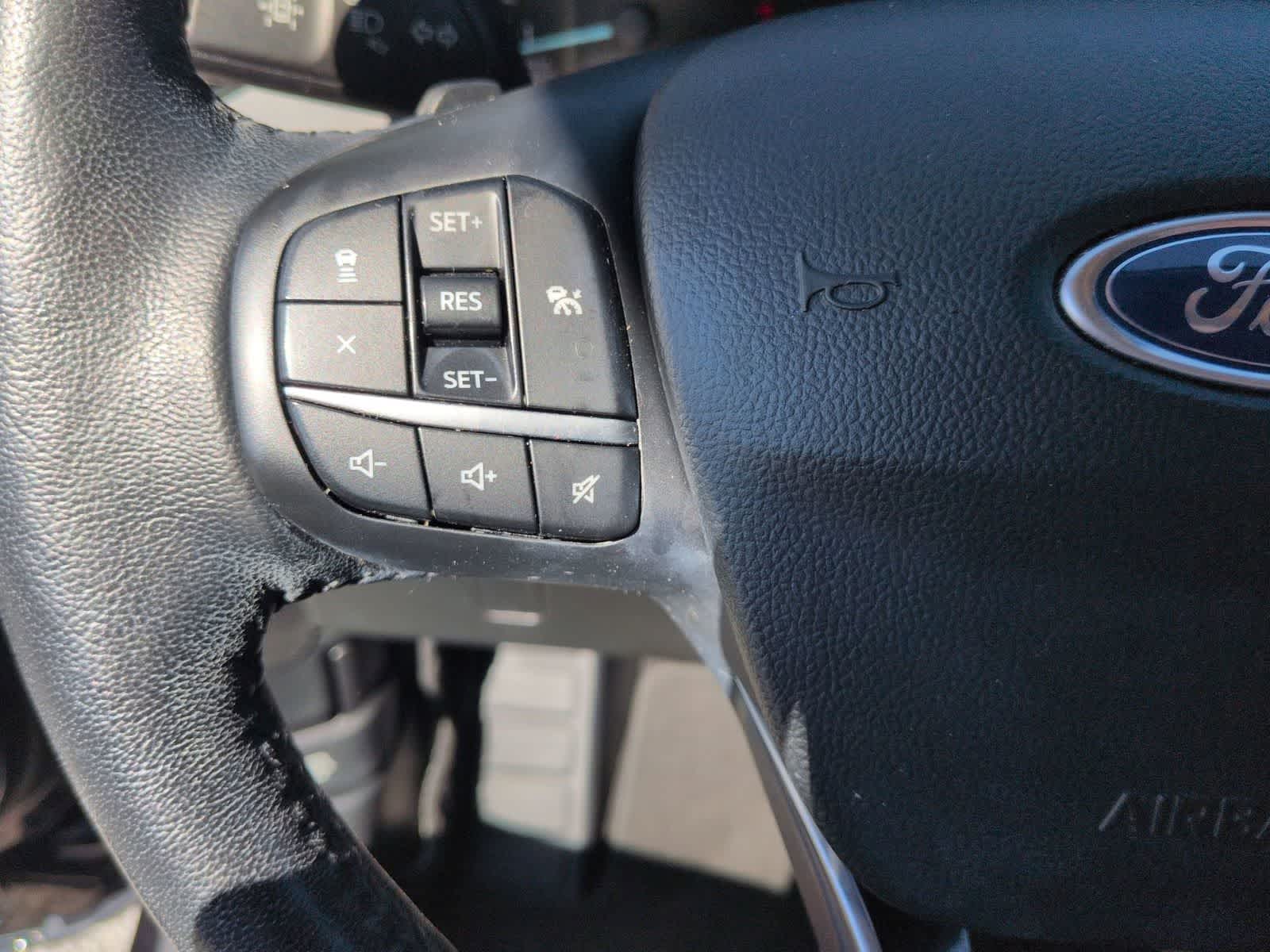 Thumbnail: 2020 Ford Escape - 23