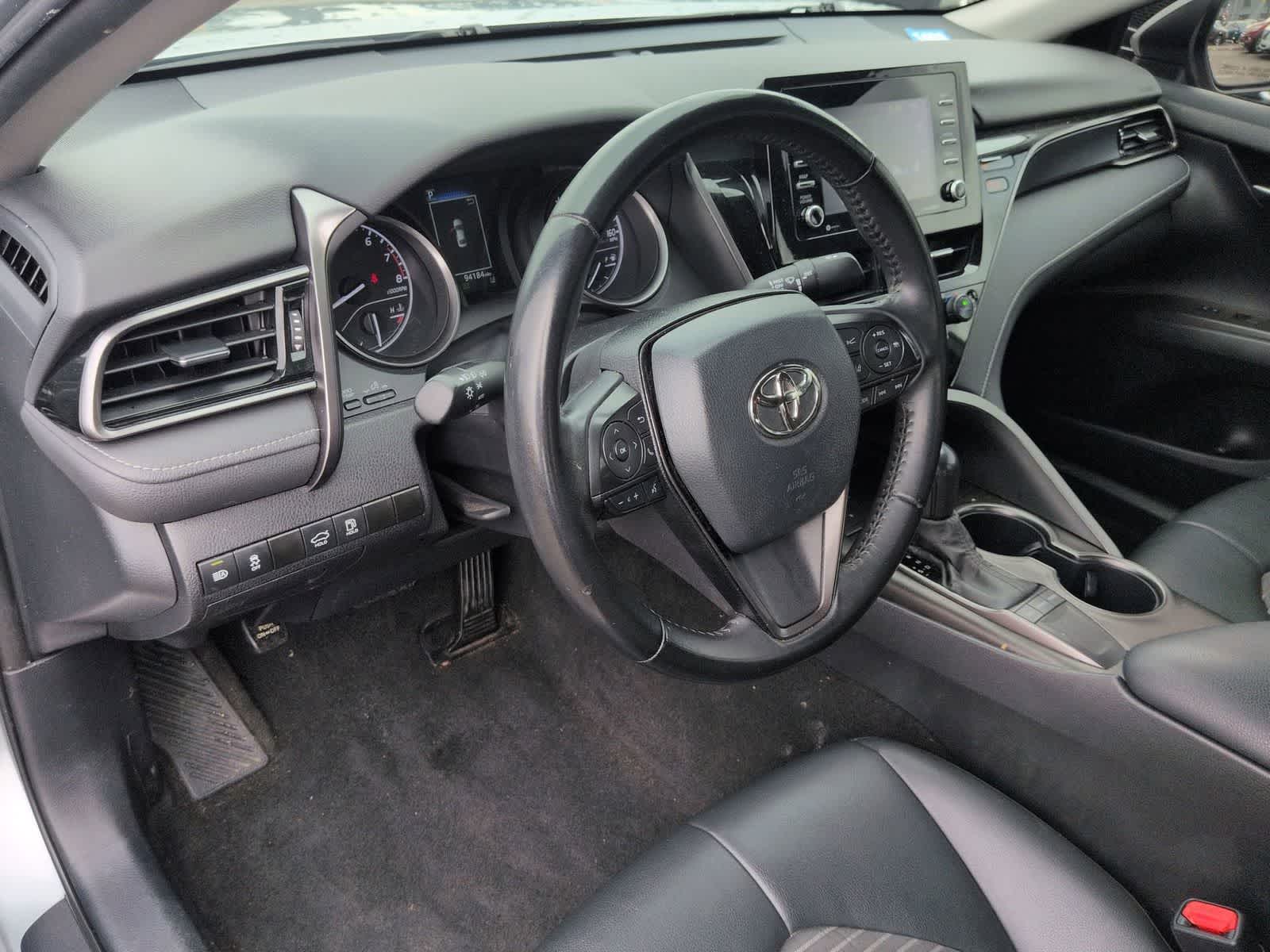 Thumbnail: 2022 Toyota Camry - 10