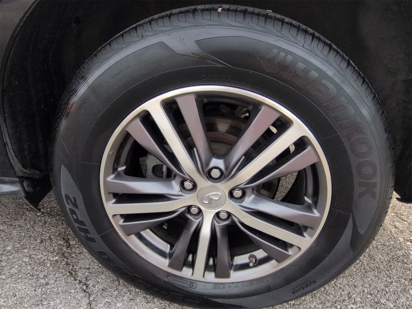 Thumbnail: 2019 INFINITI QX60 - 14