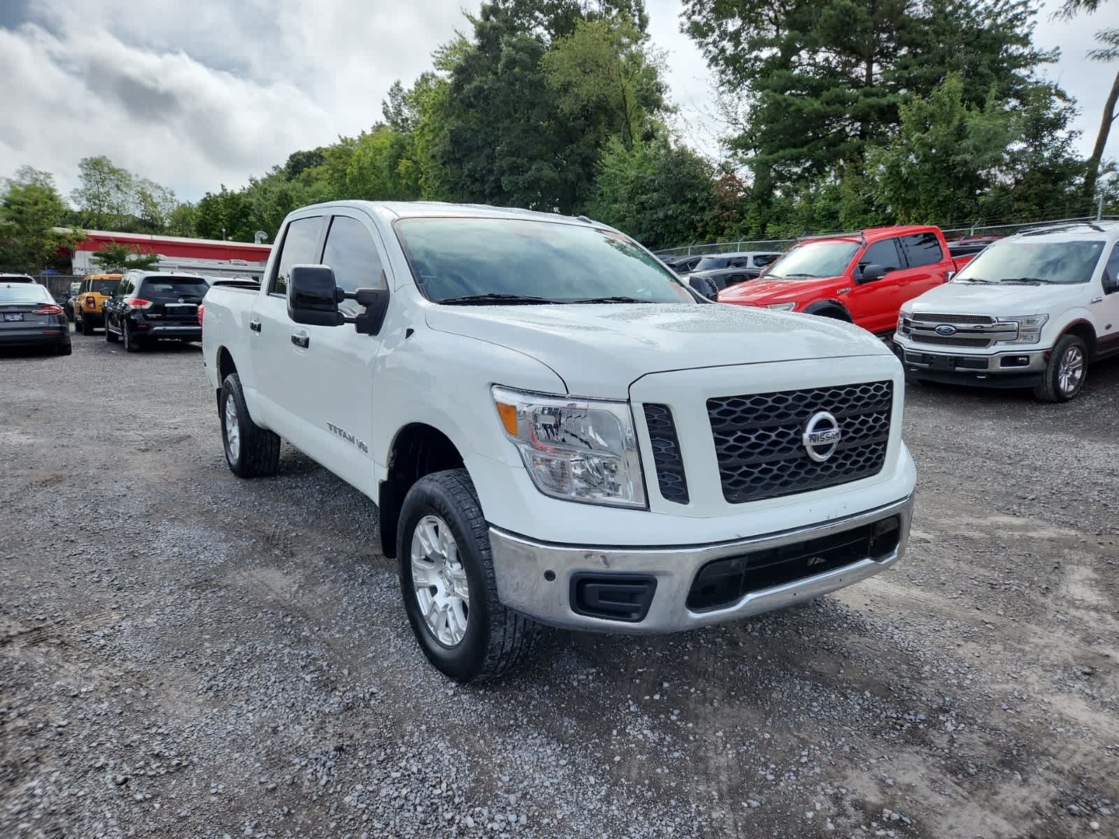 Thumbnail: 2019 Nissan Titan - 7