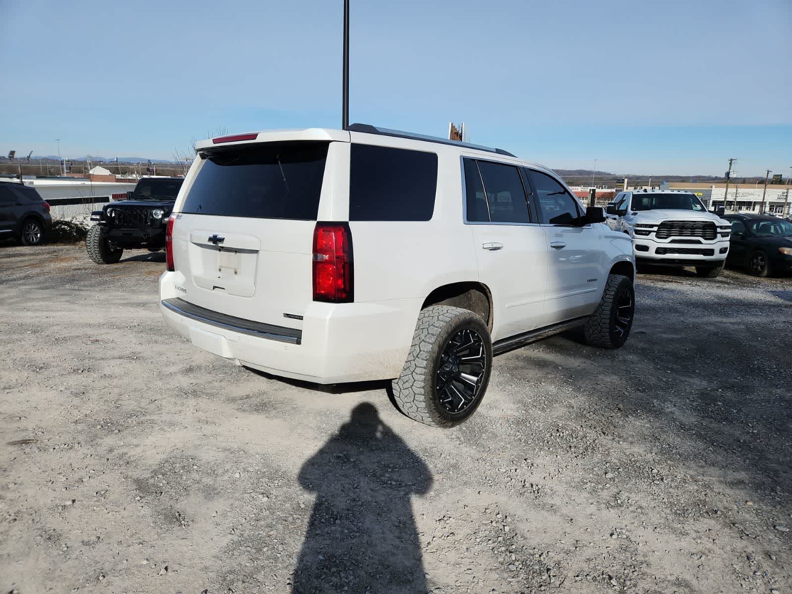 Thumbnail: 2017 Chevrolet Tahoe - 5