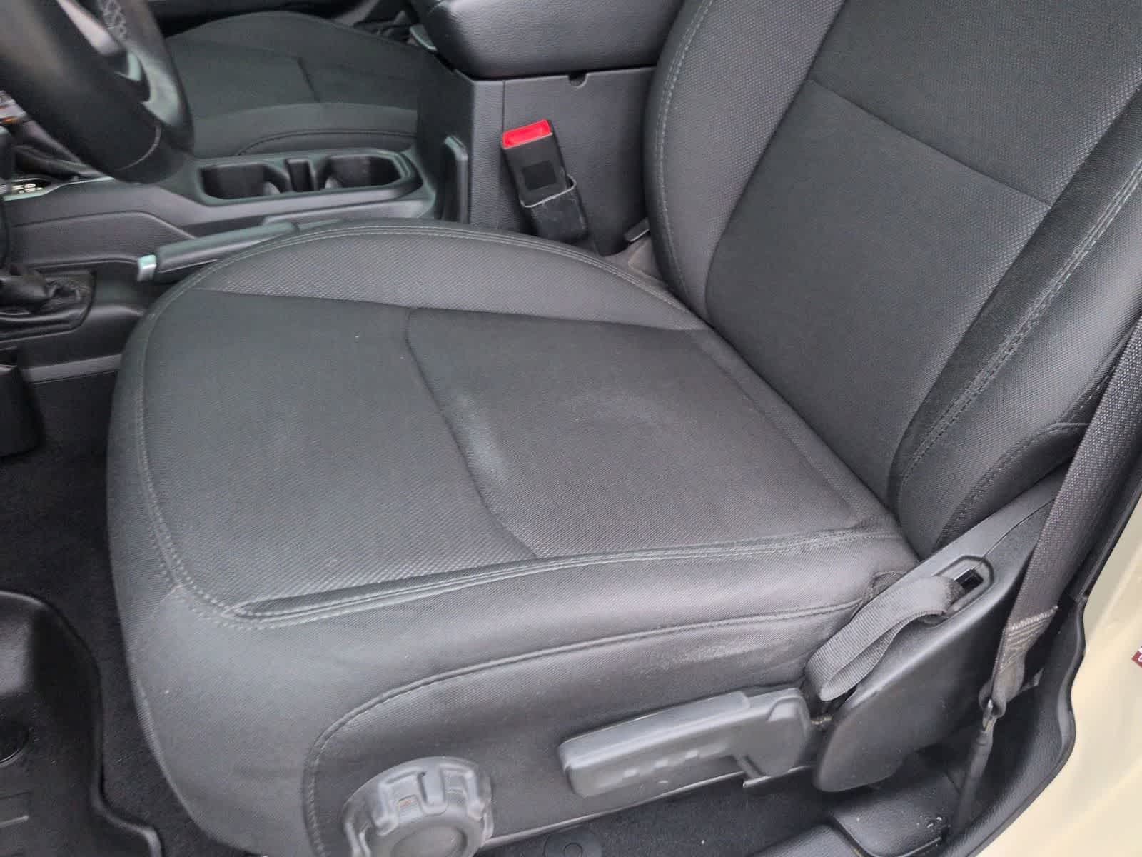 Thumbnail: 2020 Jeep Gladiator - 15