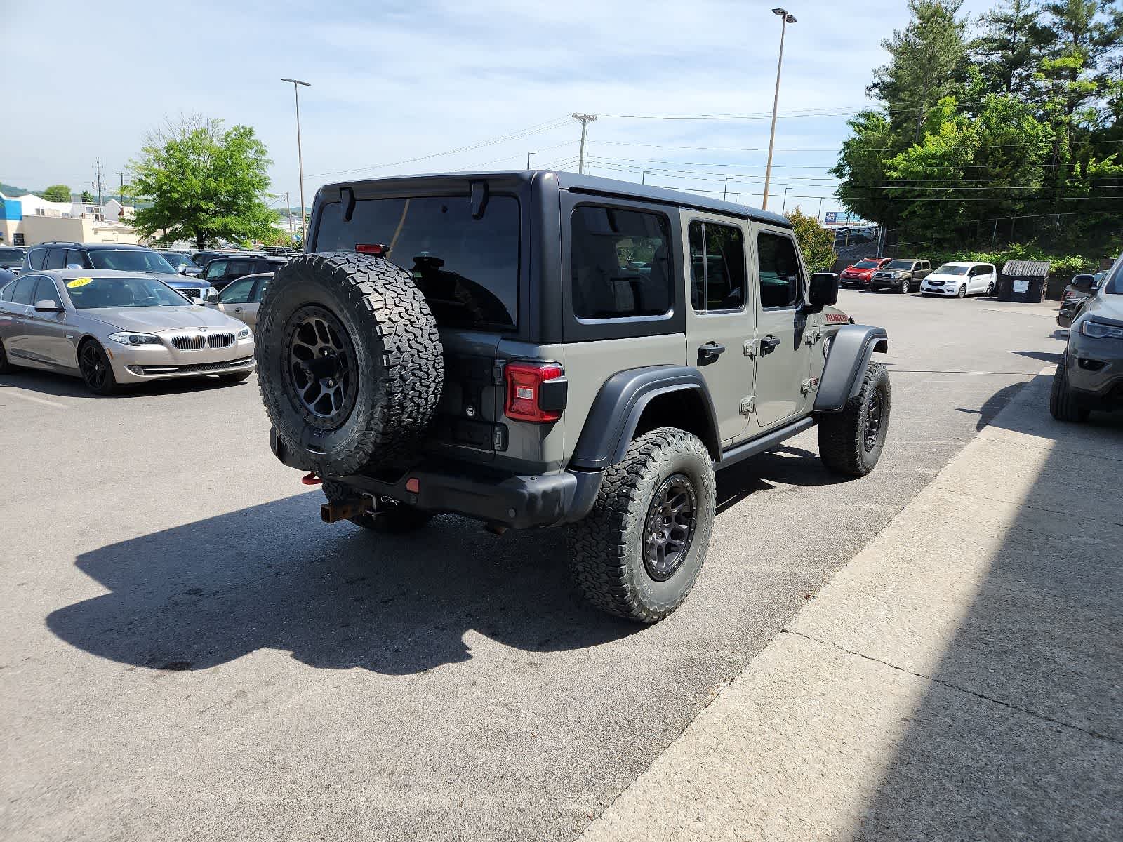 Thumbnail: 2021 Jeep Wrangler - 5