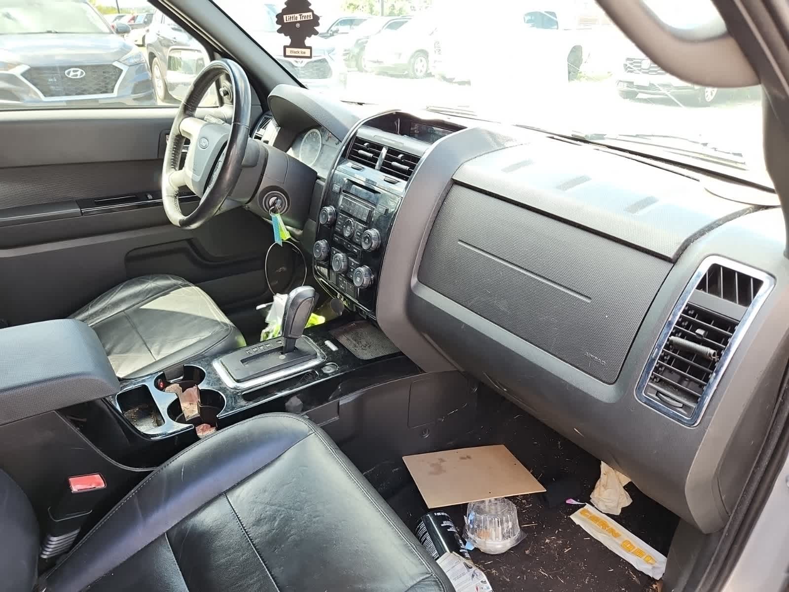 Thumbnail: 2012 Ford Escape - 17