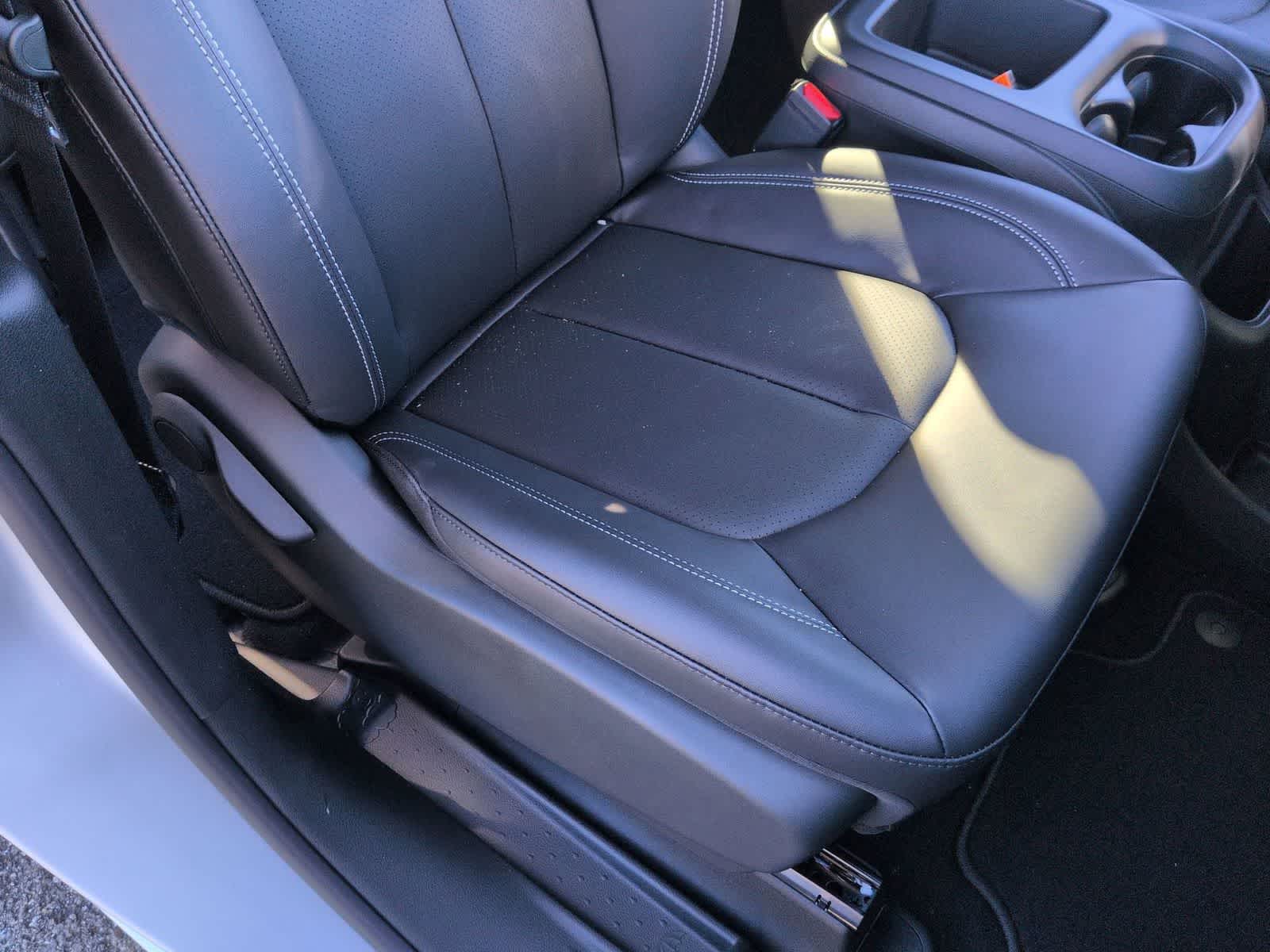 Thumbnail: 2026 Chrysler Pacifica - 13